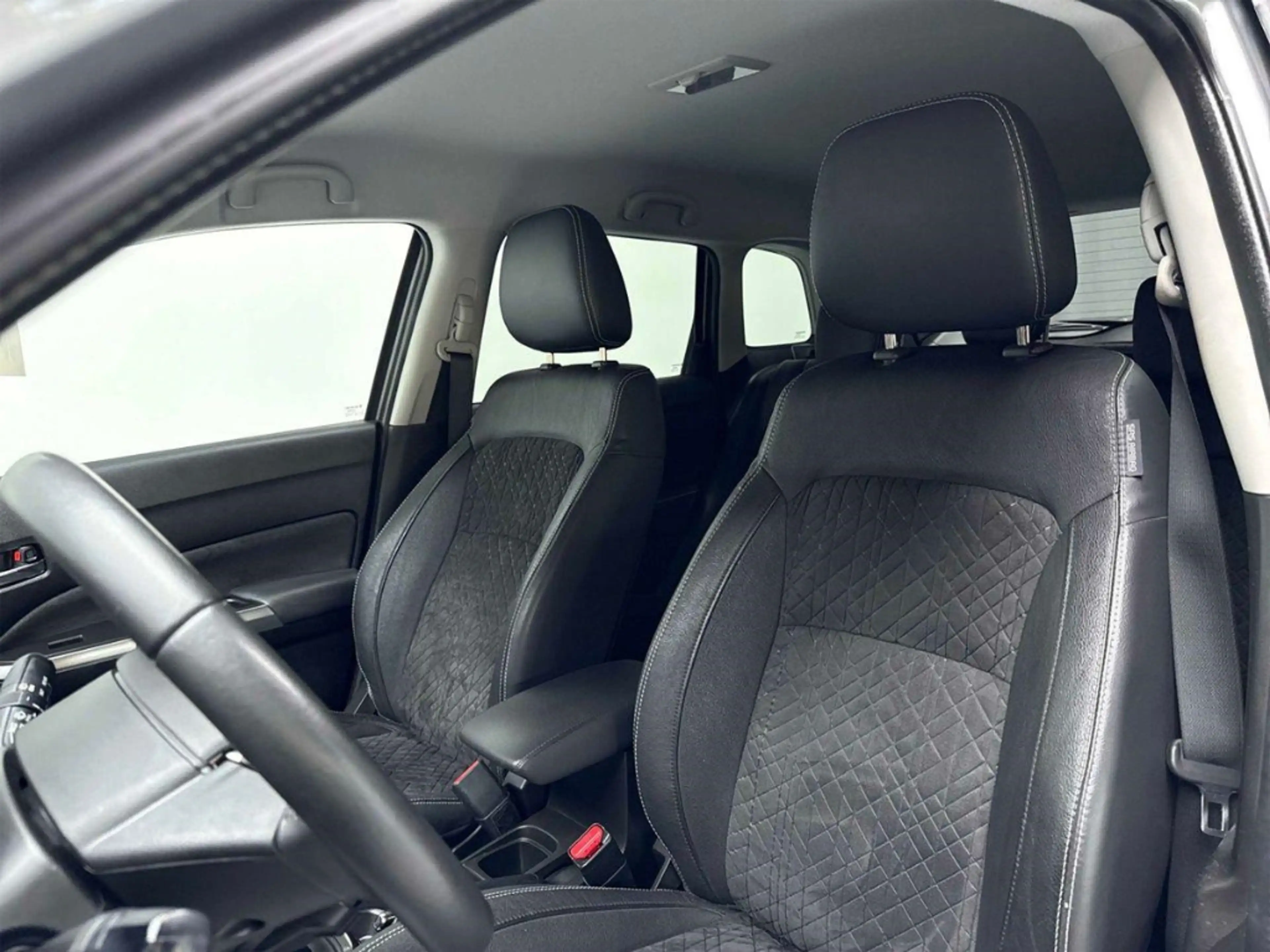 Suzuki Vitara Comfort 1.4 16V BoosterJet ACC Alcantara Kamera — photo 6