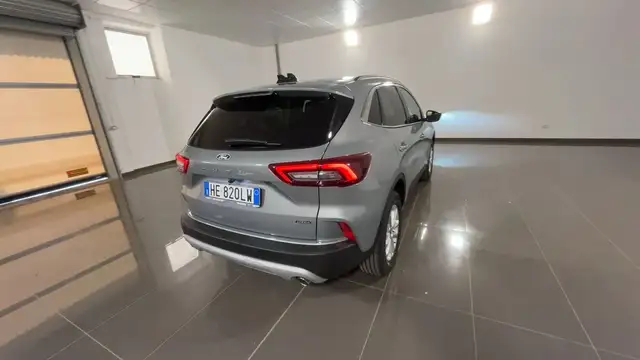 Ford Kuga view 4