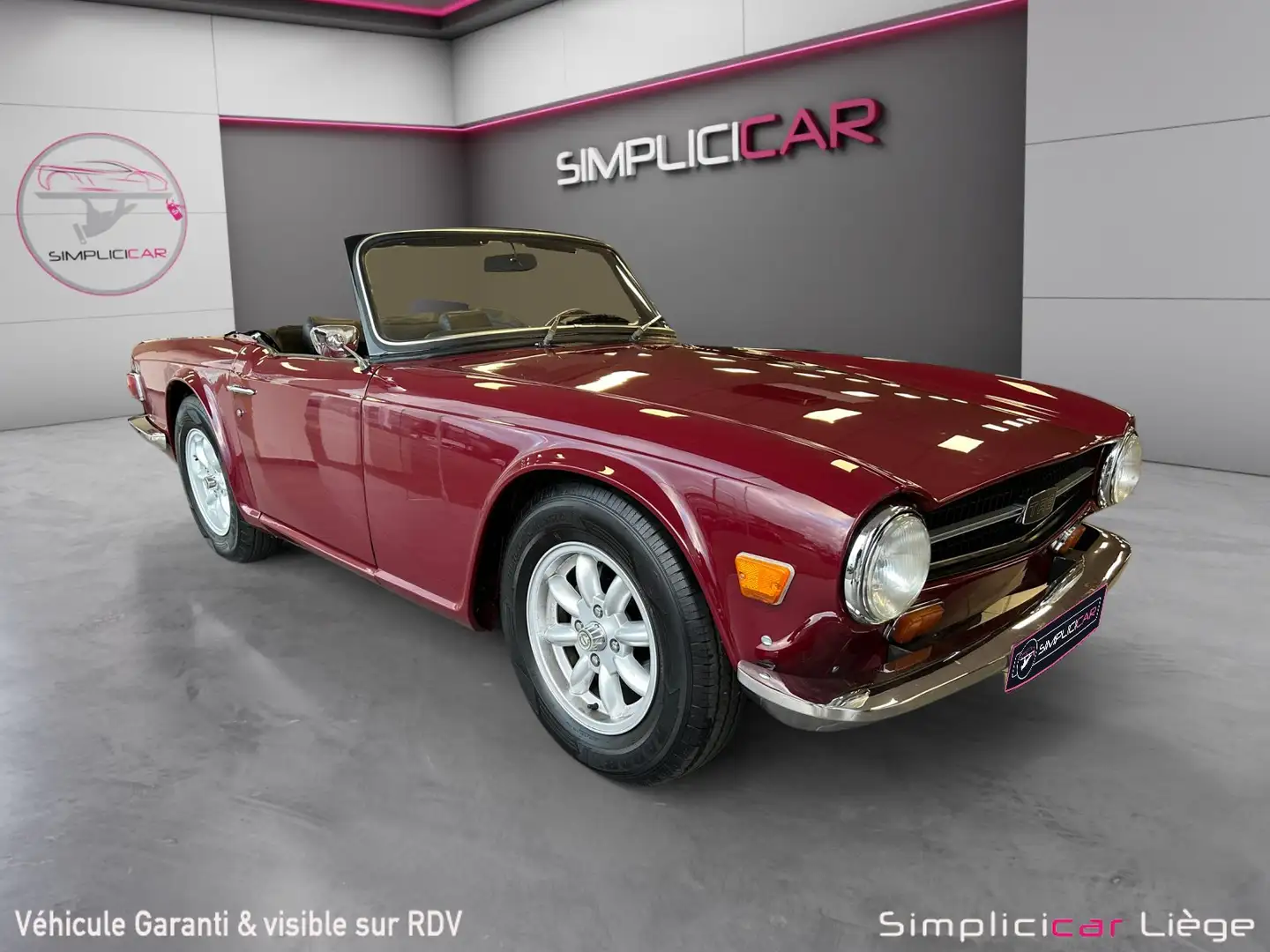Triumph TR6 Rojo - 1