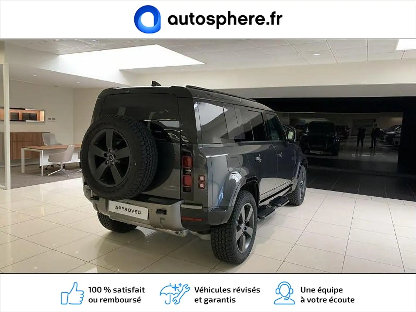 Land Rover Defender 110 2.0 P300e X-Dynamic SE - 2