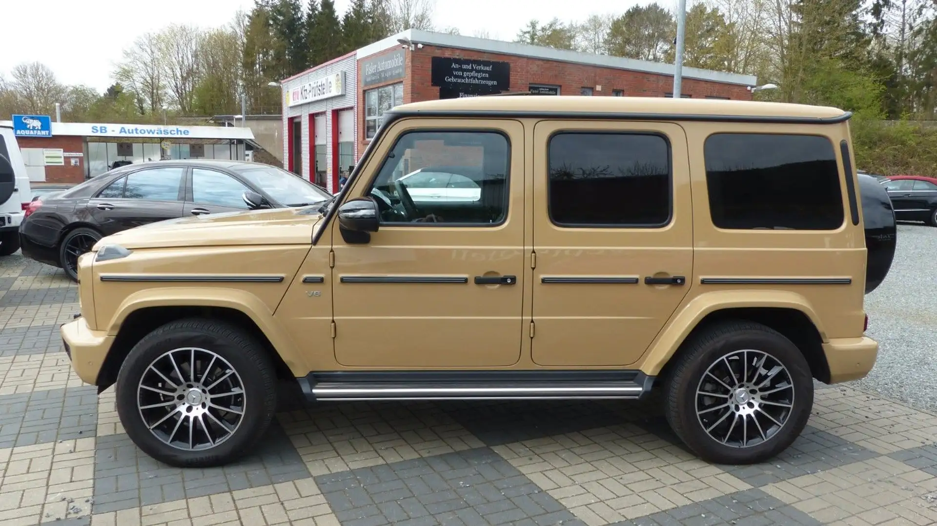 Mercedes-Benz G 500 AMG Night Distr Burmester 360°Kamera Beige - 2