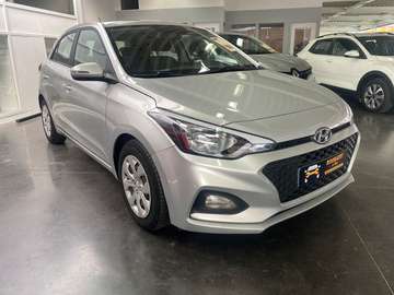 i20 1.2i Air      avec 1 an 1/2 de garantie