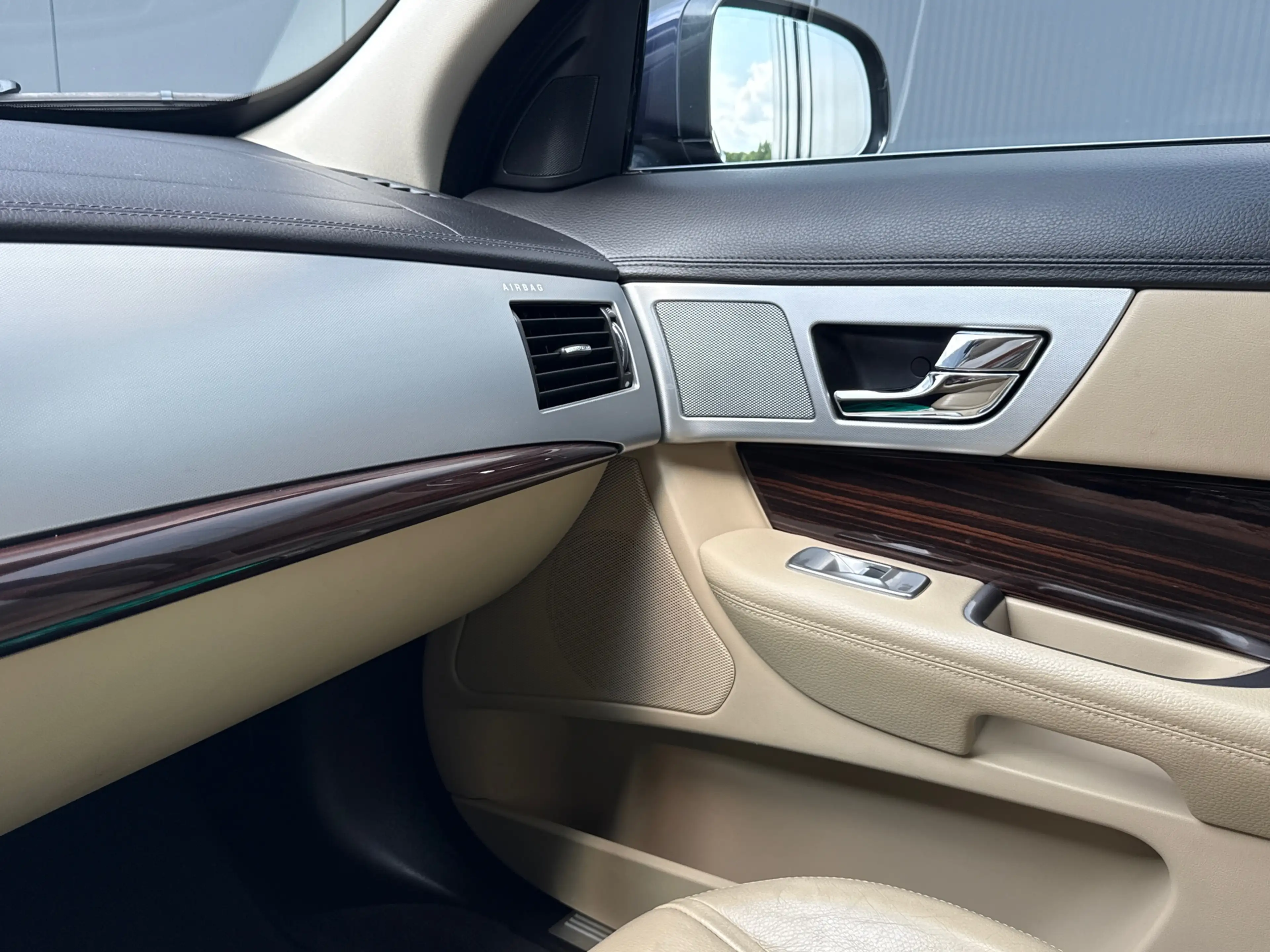 Jaguar XF 2.0, 240PK, Navi, Cruise, Comfort stoelen, Camera, — photo 14