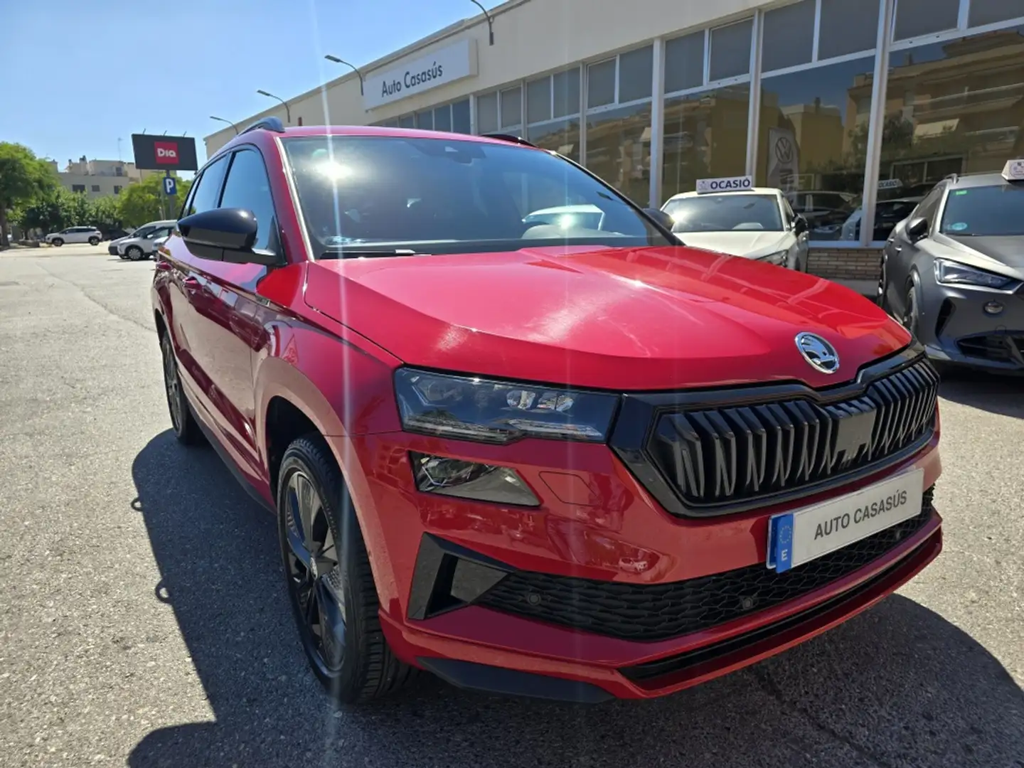 Skoda Karoq 1.5 TSI Sportline ACT DSG 110KW Rojo - 1