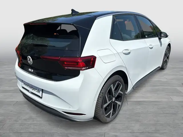 Volkswagen Id.3 view 7