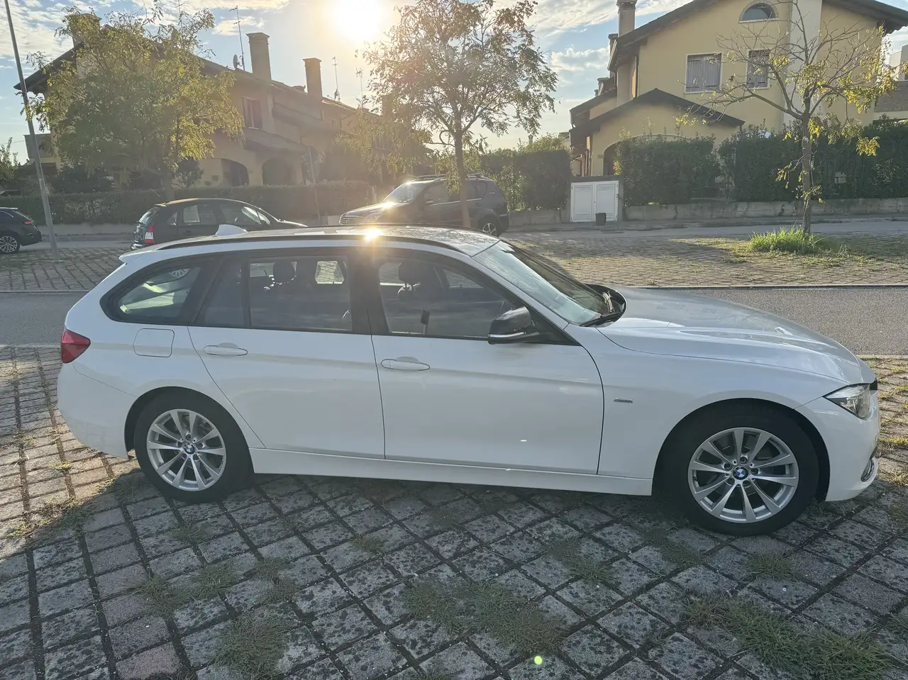 BMW 330