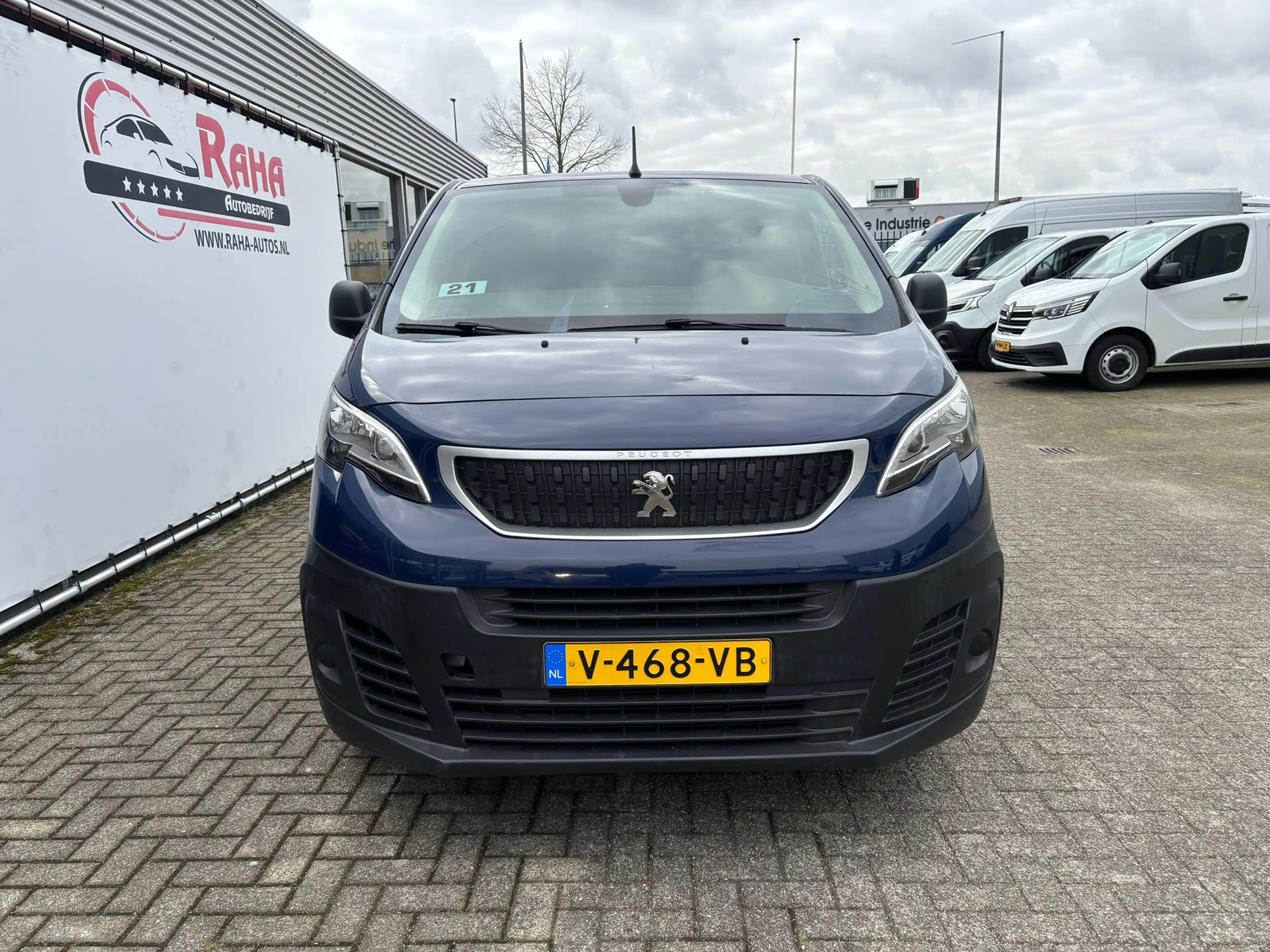Peugeot Expert 226S 1.6 BlueHDI 95 Premium — photo 2