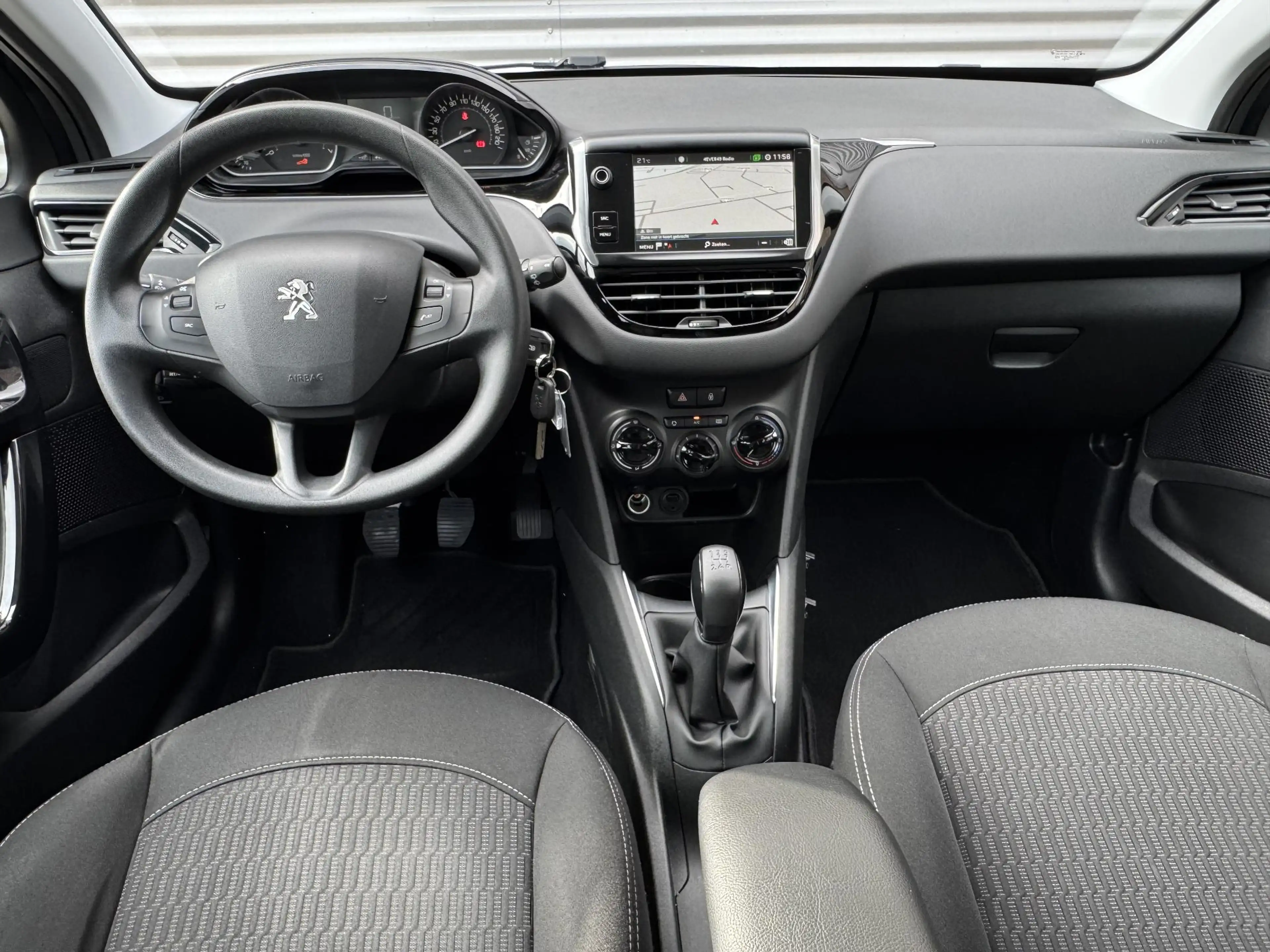 Peugeot 208 1.2 PureTech Blue Lion Navi|Airco|trekhaak|Cruise| — photo 15