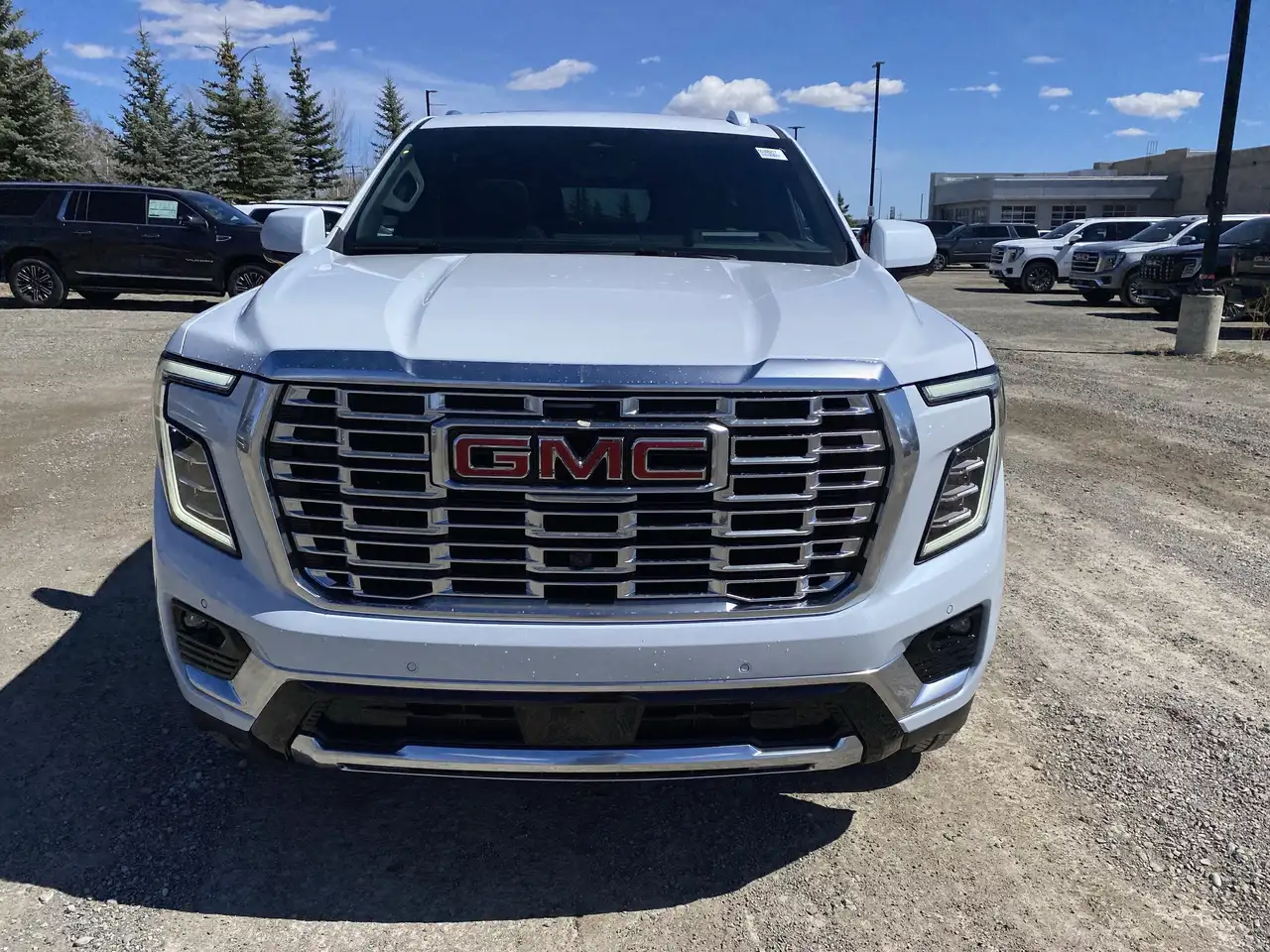 GMC Yukon photo GMC Yukon