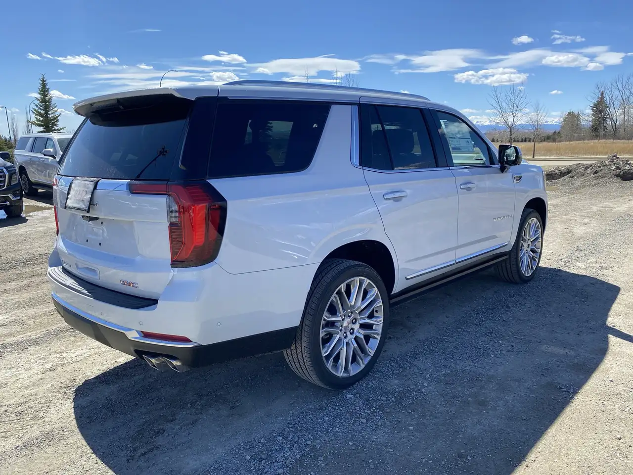 GMC Yukon photo GMC Yukon