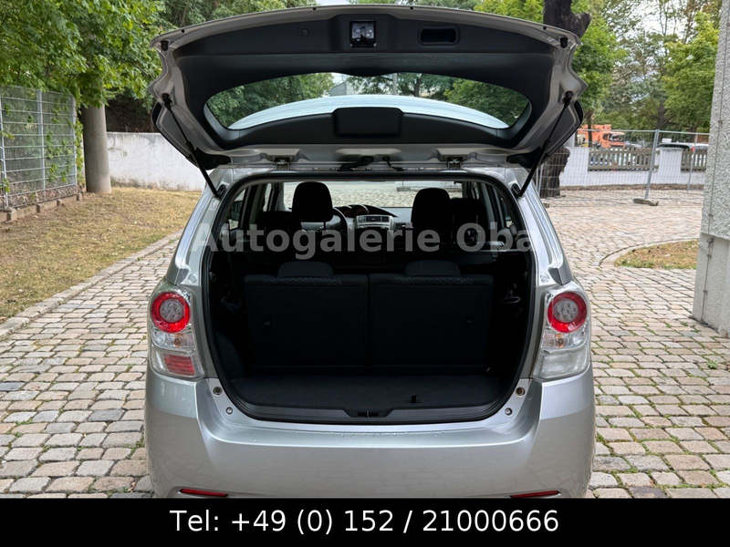 Toyota Verso Life 1.6 Benzin 7-SITZ*TÜV*KLIMA*AHK*ALU — photo 10