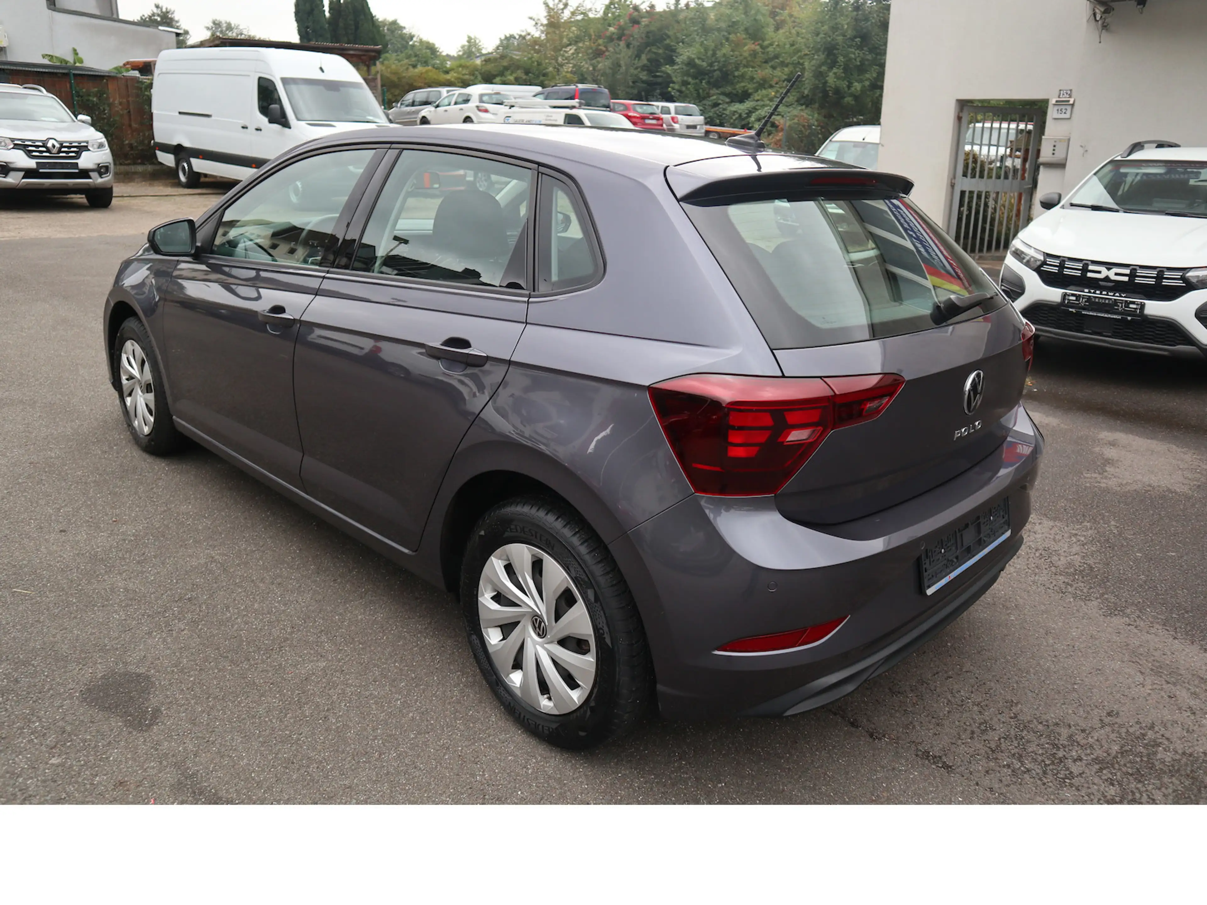 Volkswagen Polo Life Tempo SHZ Schekheftgepflegt — photo 6