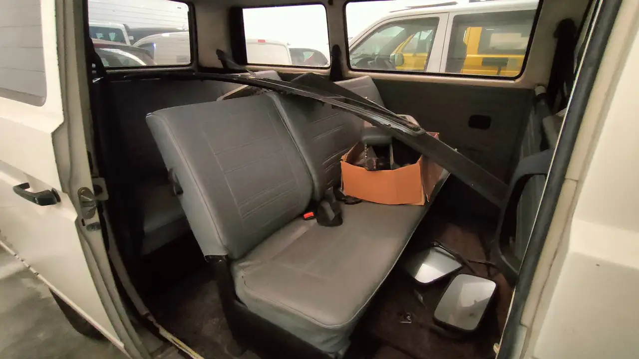 Volkswagen T3 Caravelle SYNCRO 4x4 1.6td jx 8posti FUNZIONANTE, foto 5