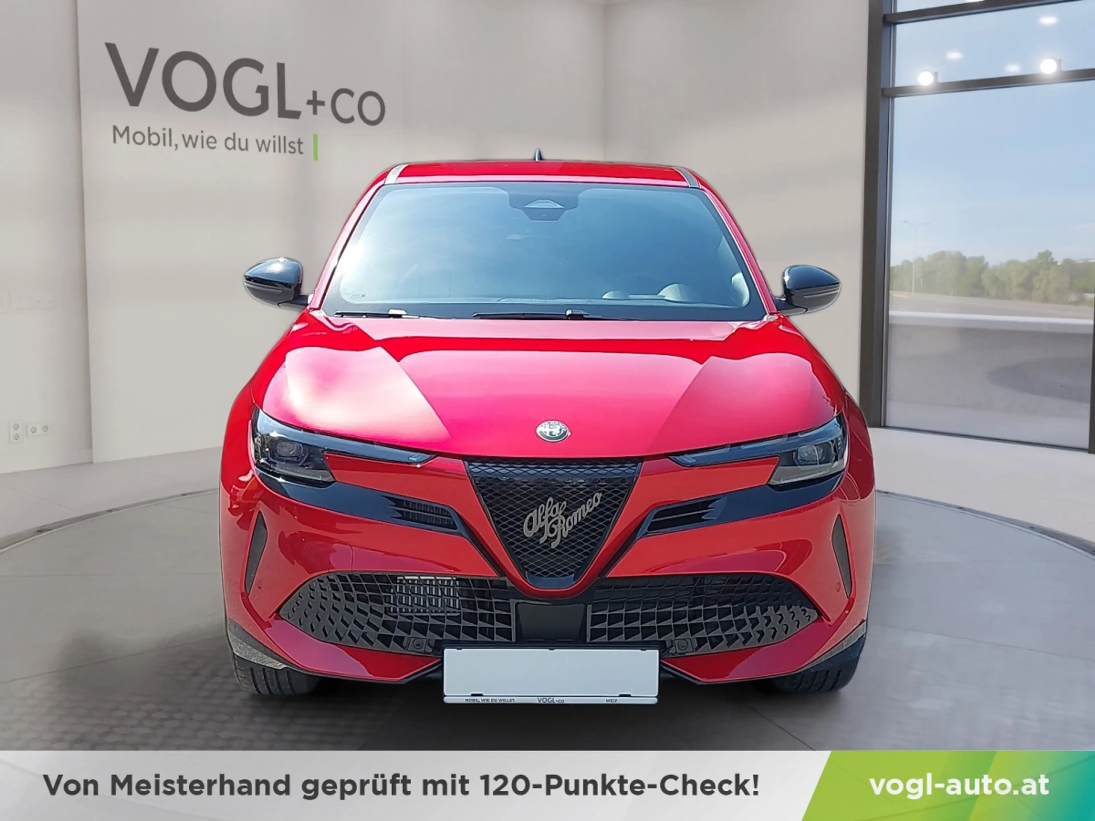 Alfa Romeo Junior Ibrida MY26 1.2 145PS Hybrid eDCT6 — photo 6