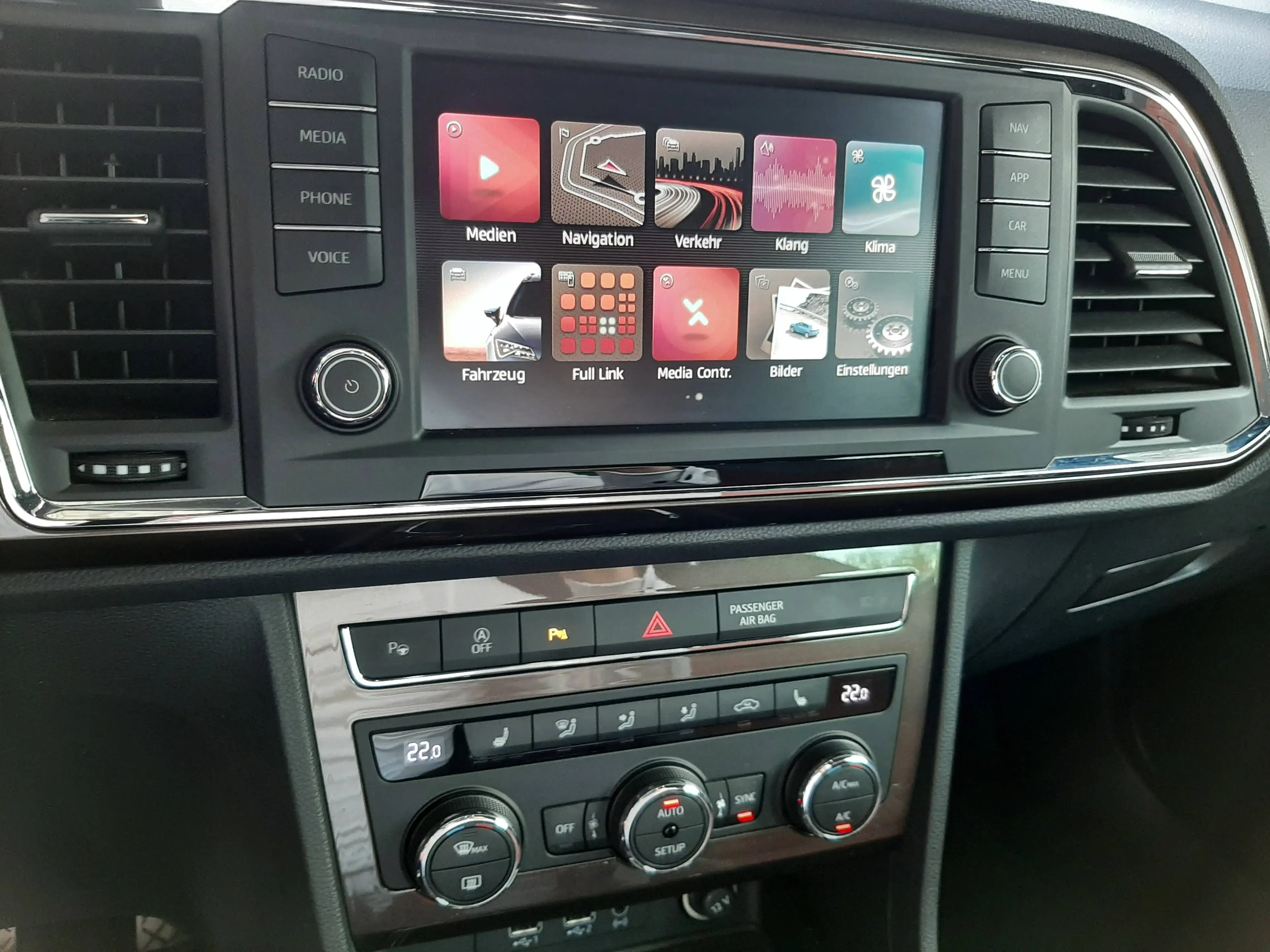 SEAT Ateca Xcellence *Ihr Seat Vertragspartner* — photo 14