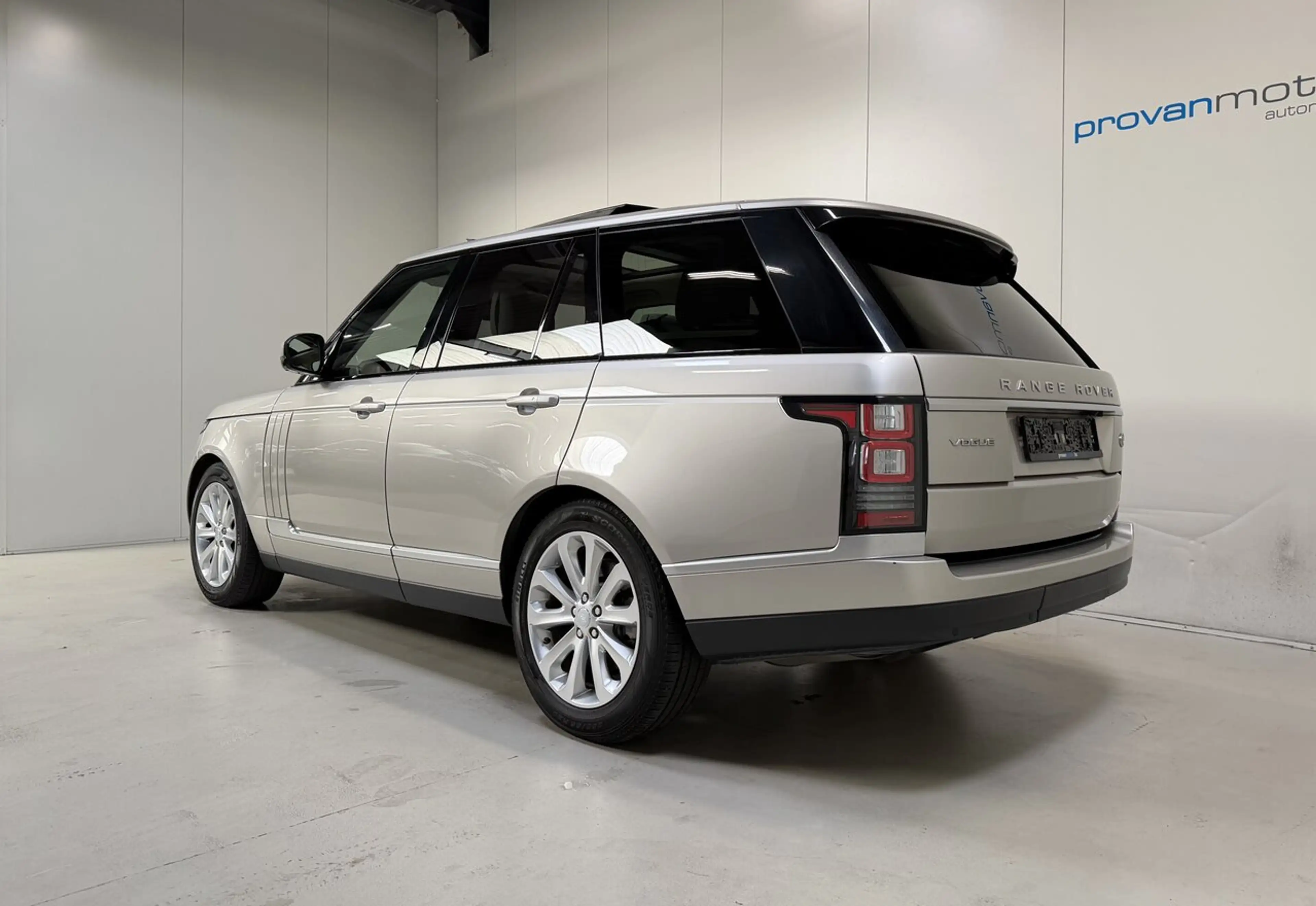 Land Rover Range Rover Vogue 3.0d - Pano - Meridian - Topstaat! 1Ste Eig! — photo 6