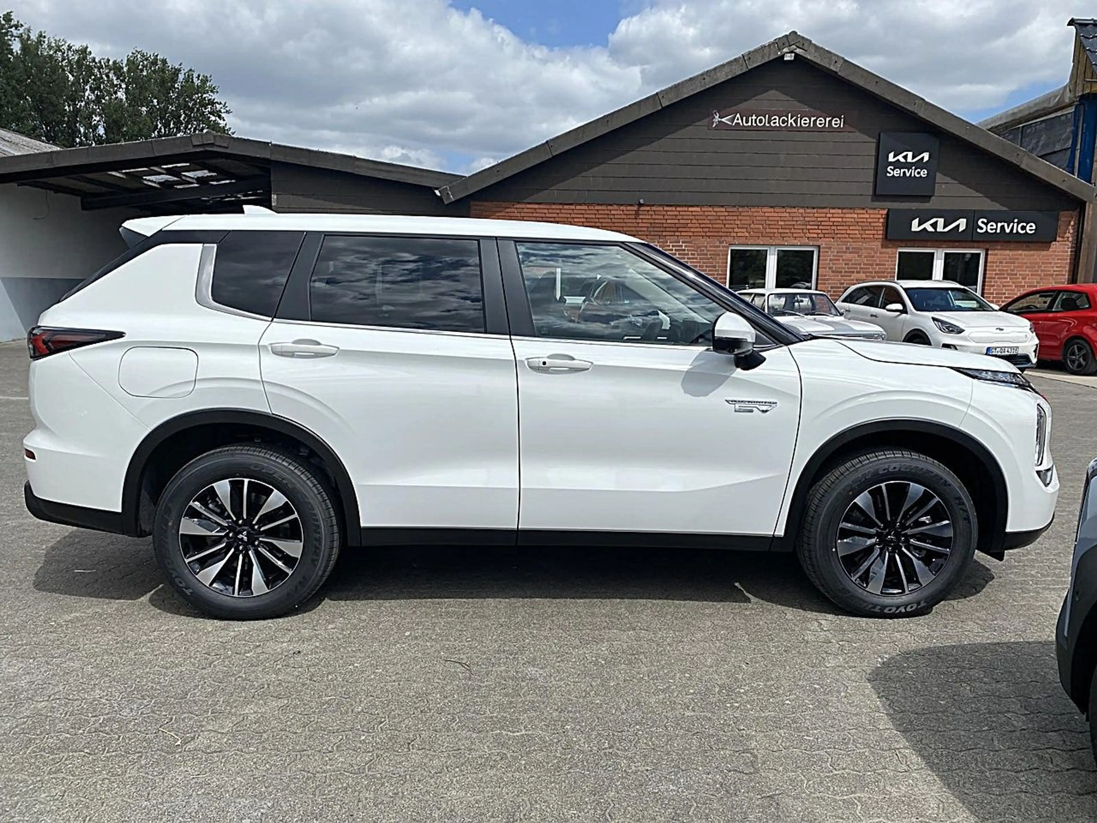 Mitsubishi Outlander Diamant PLUS 2,4l PHEV Carplay LED — photo 5