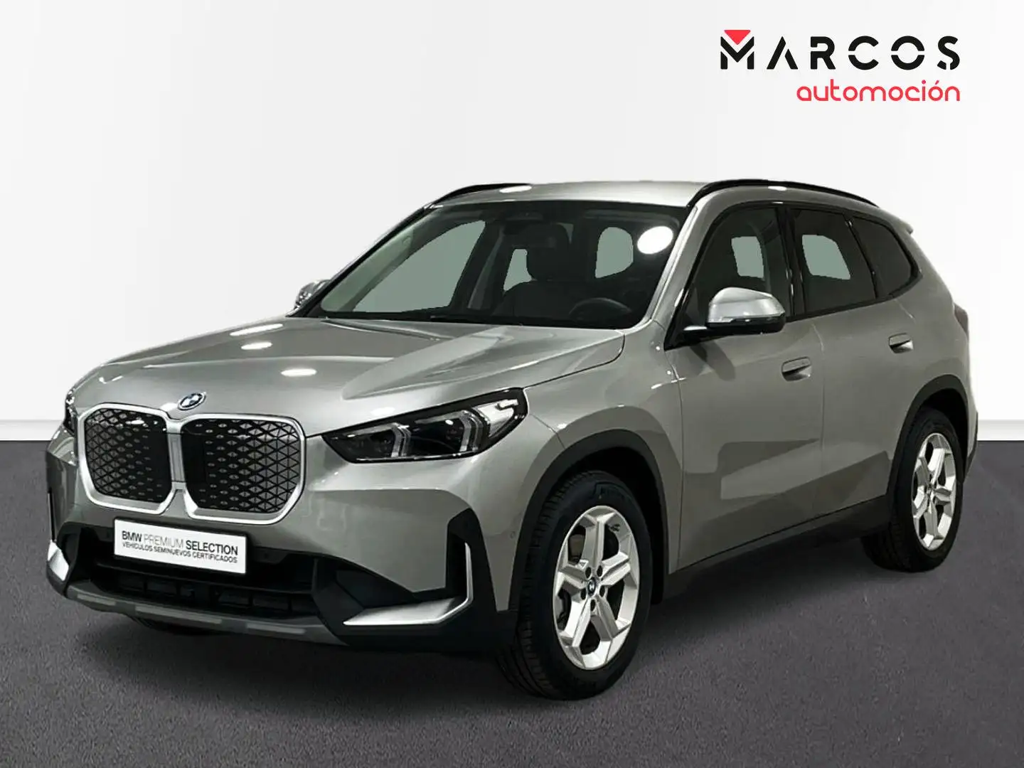 BMW iX1 eDrive20 Plateado - 1