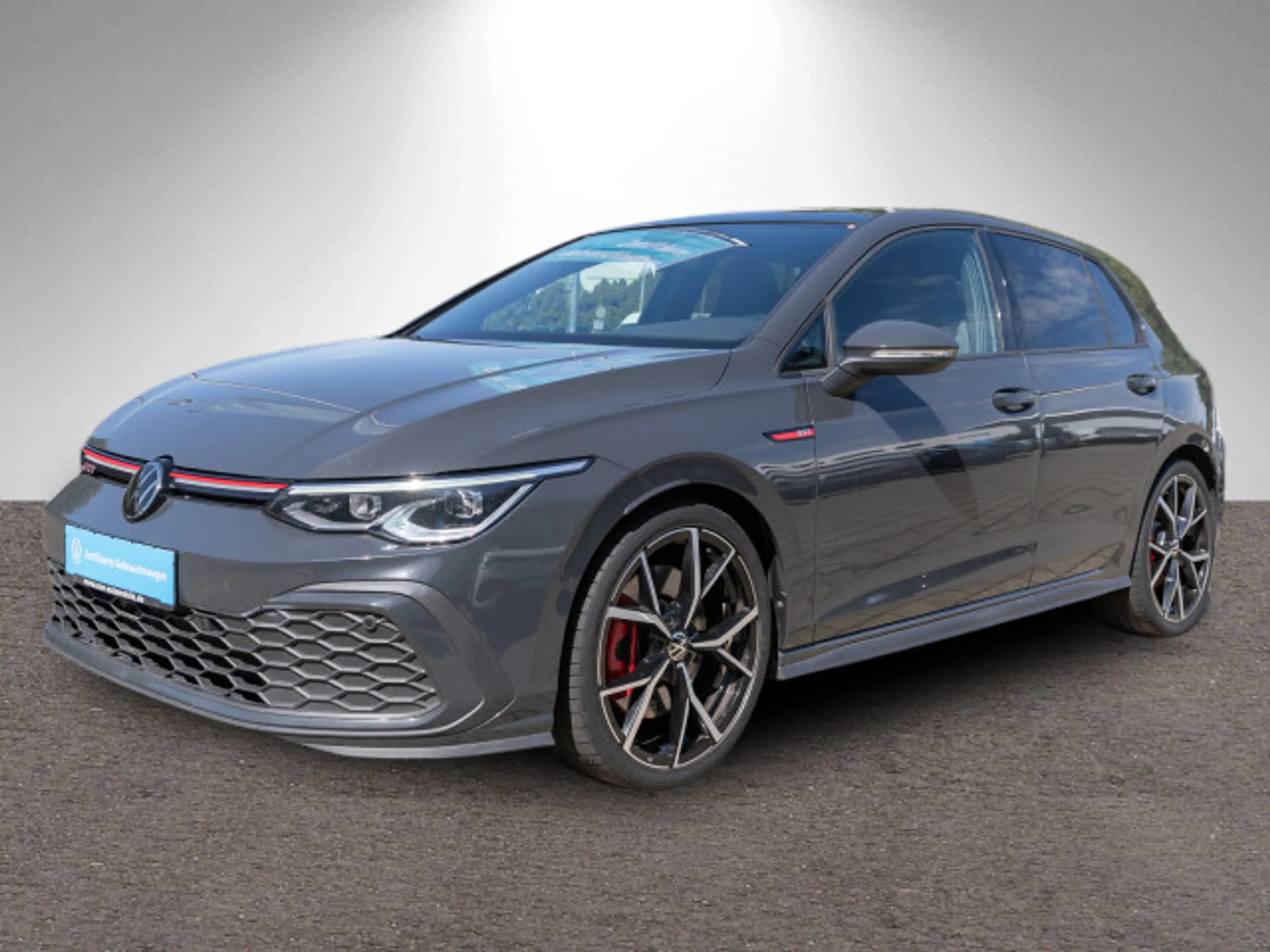 Volkswagen Golf GTI 2.0 TSI DSG LED Navi ACC PANO RFK SHZ — photo 2