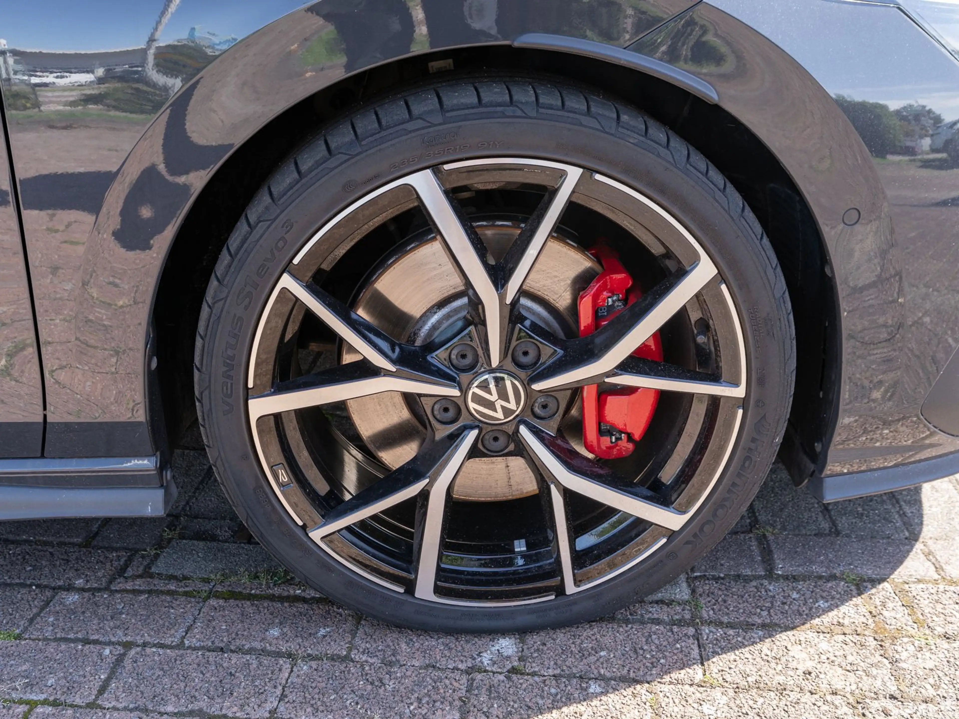 Volkswagen Golf GTI 2.0 TSI DSG LED Navi ACC PANO RFK SHZ — photo 10