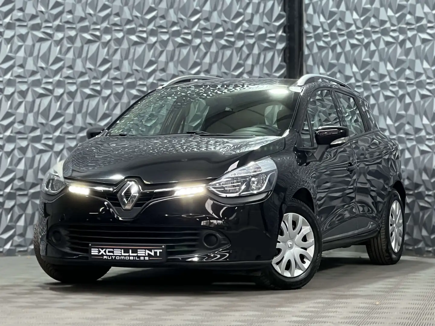 Renault Clio 0.9 TCe Energy/BLUETOOTH/GPS/LED/PDC/GARANTIE 12 M Noir - 1
