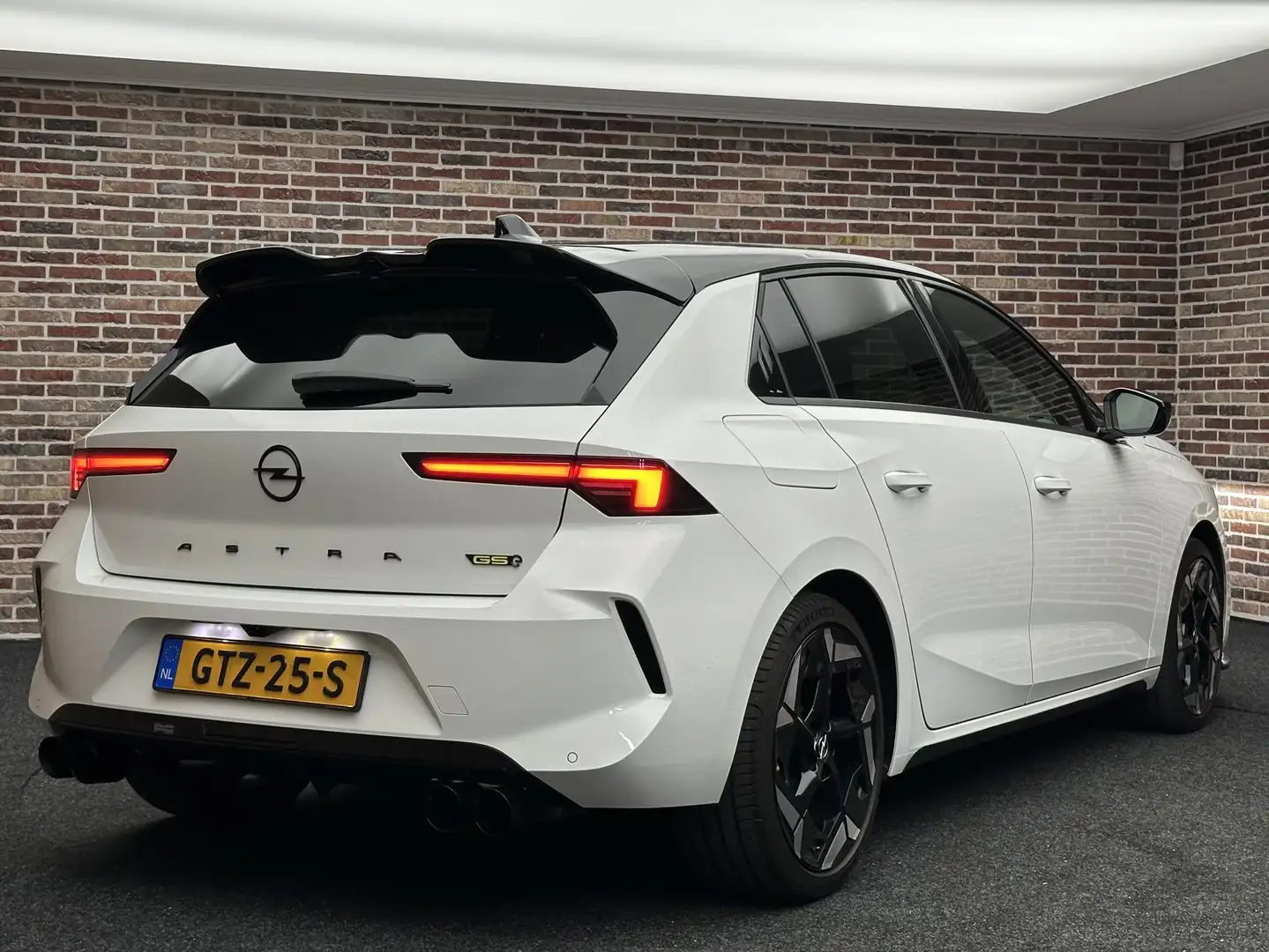 Opel Astra GSe 1.6 Turbo Plug In Hybrid | Sterrenhemel| Alcan Weiß - 2