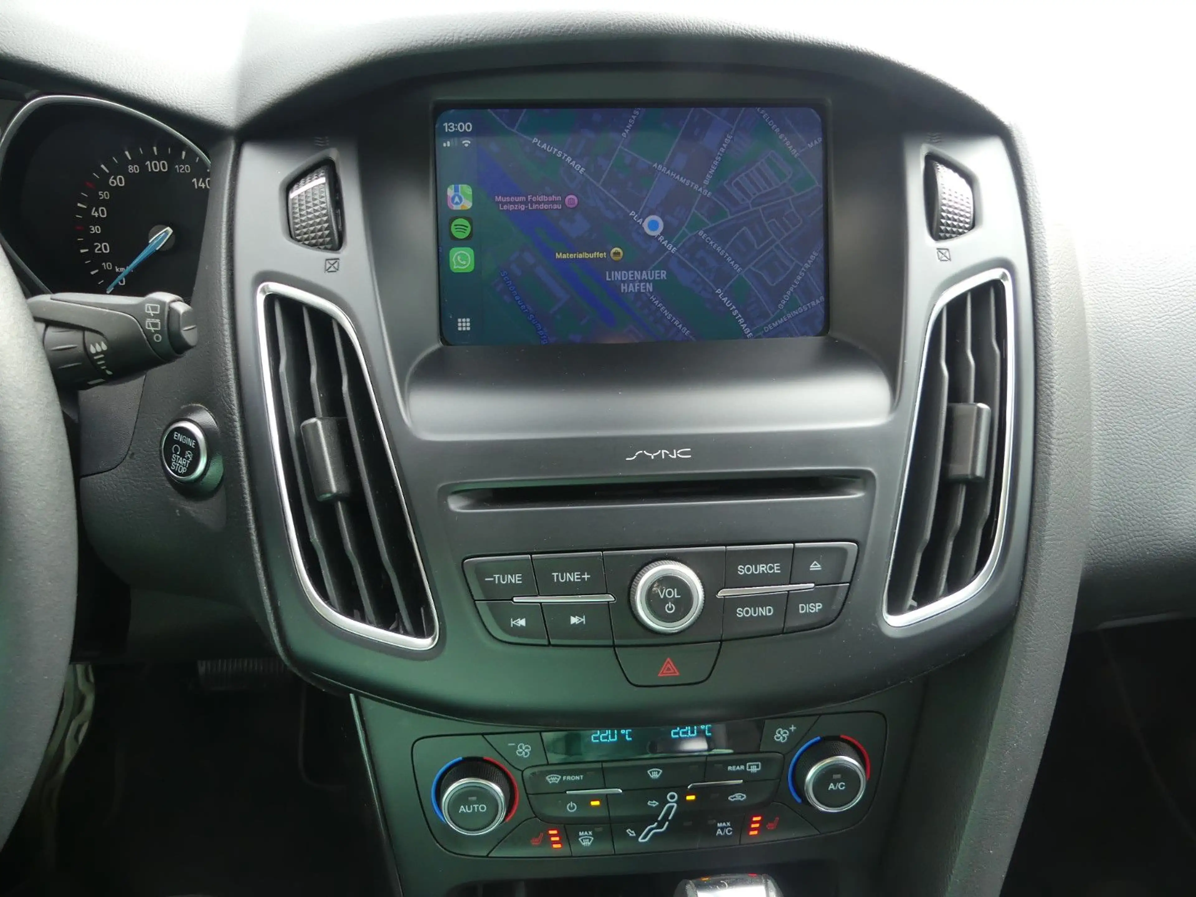 Ford Focus Turnier/AHK/Carplay/Teilleder/Sitzheizung — photo 15