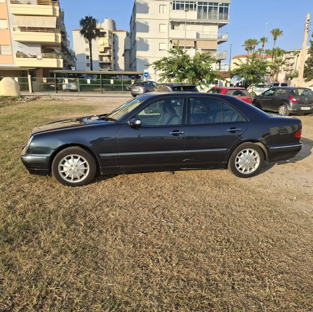 Mercedes-Benz E 280 V6 Elegance Bleu - 2