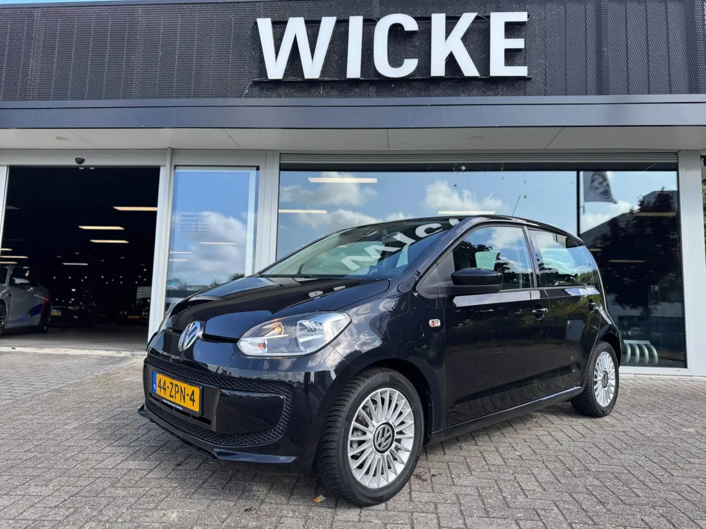 Volkswagen up! 1.0 move up! BlueMotion Airco Media 5 deurs APK Zwart - 1