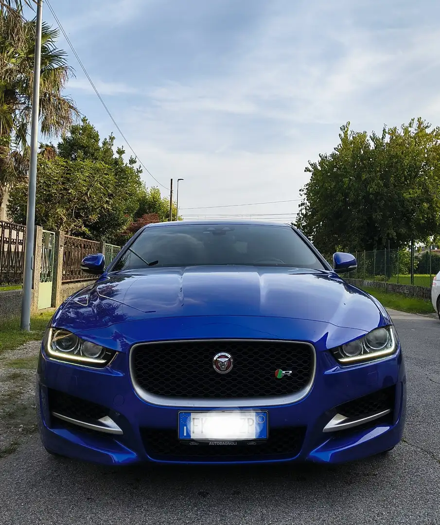 Jaguar XE 2.0d i4 R-Sport awd 240cv auto my18 - 1