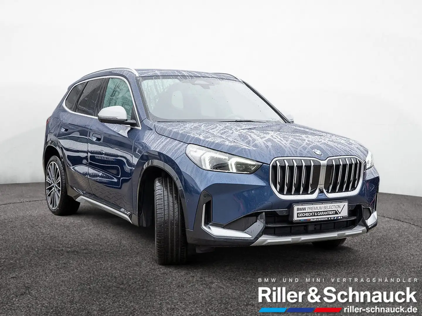 BMW X1 xDrive 20d X-Line NAVI AHK HUD 360° MEMORY Blau - 2