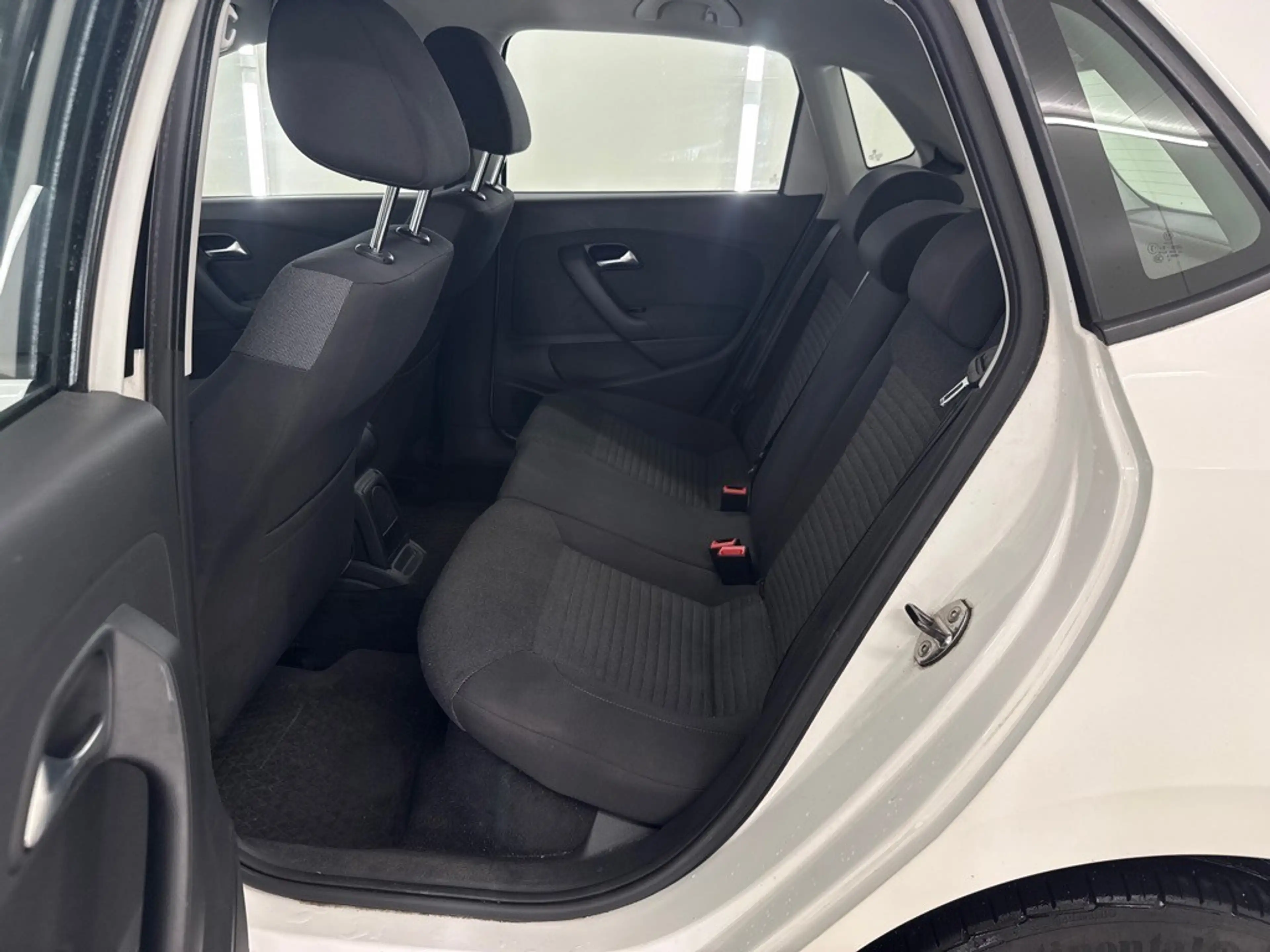 Volkswagen Polo 1.2 TSI BlueMotion Edition+ 37.700 km +NAP NL-auto — photo 6