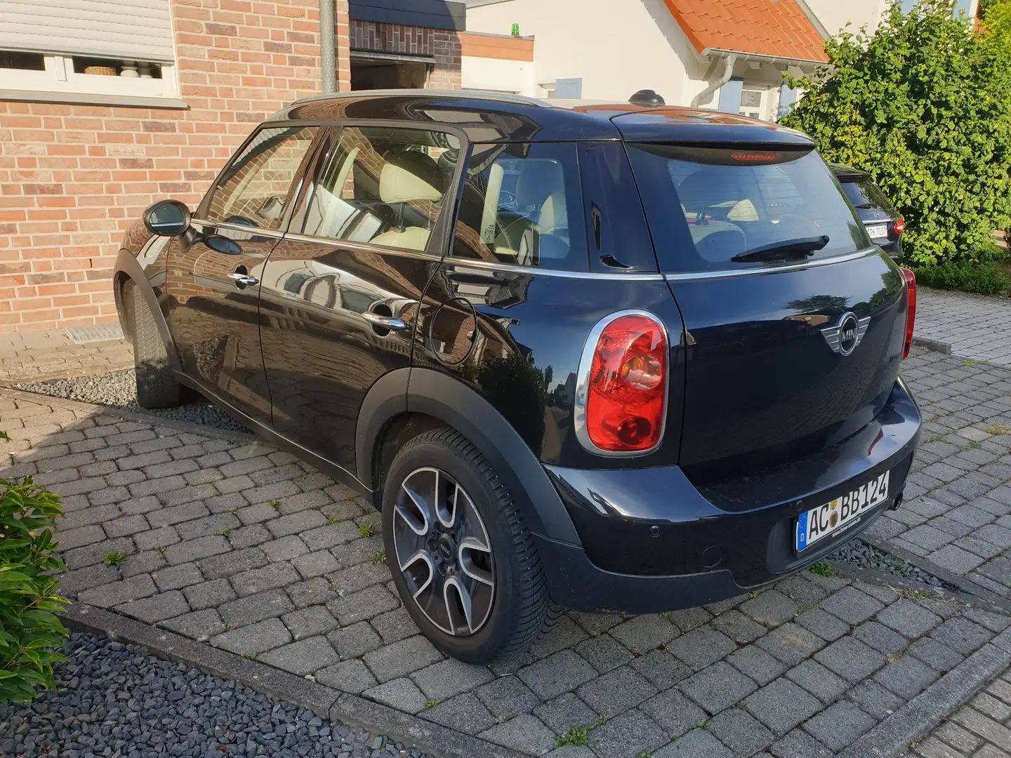 MINI Cooper Countryman Cooper Schwarz - 1