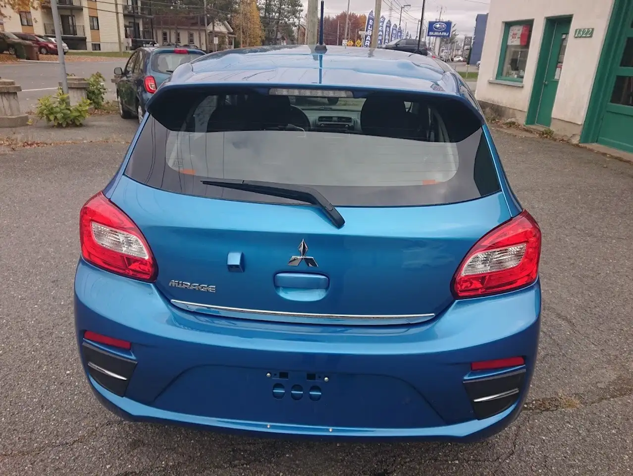 Mitsubishi Mirage снимка Mitsubishi Mirage