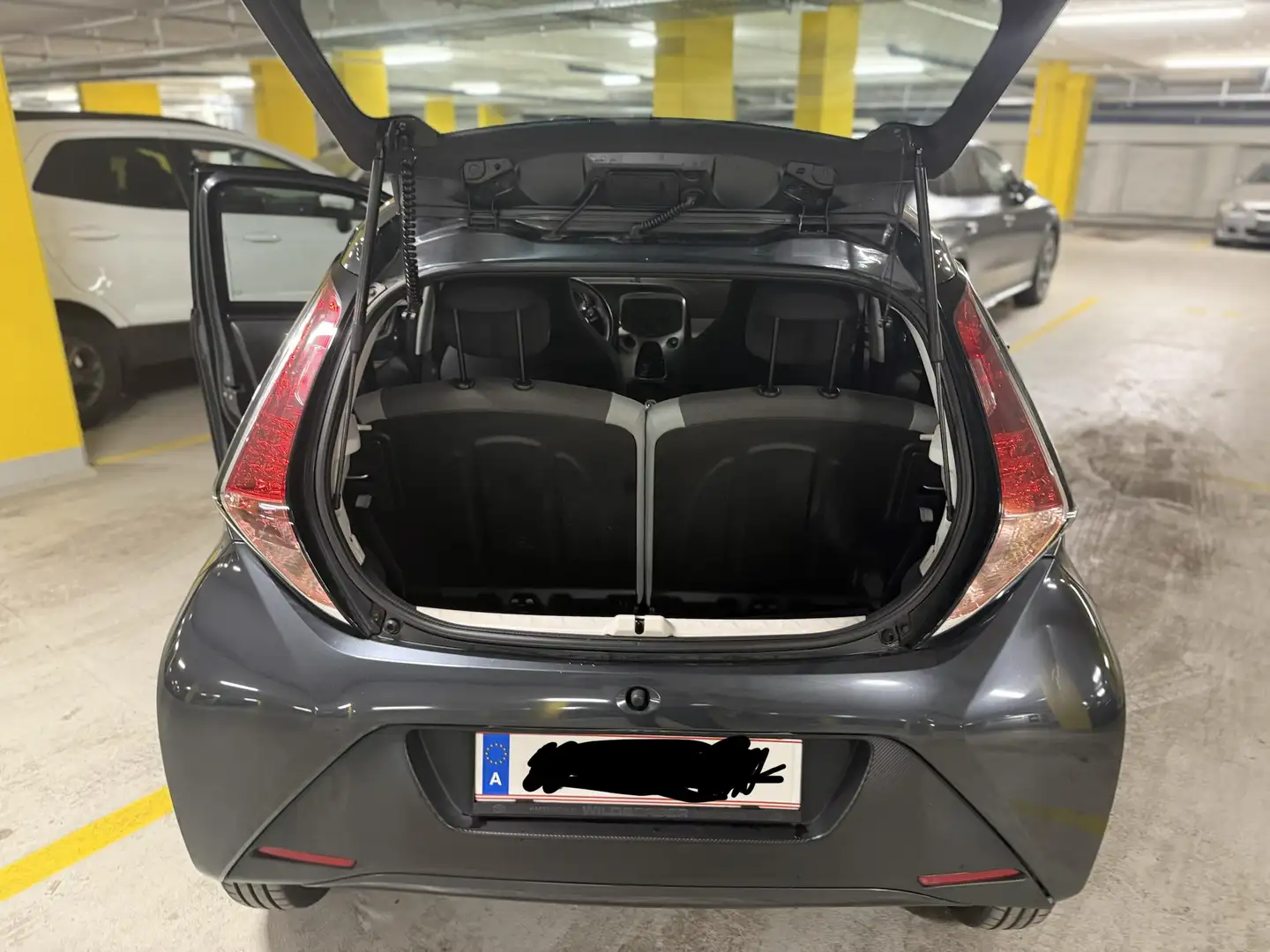 Toyota Aygo x - 2