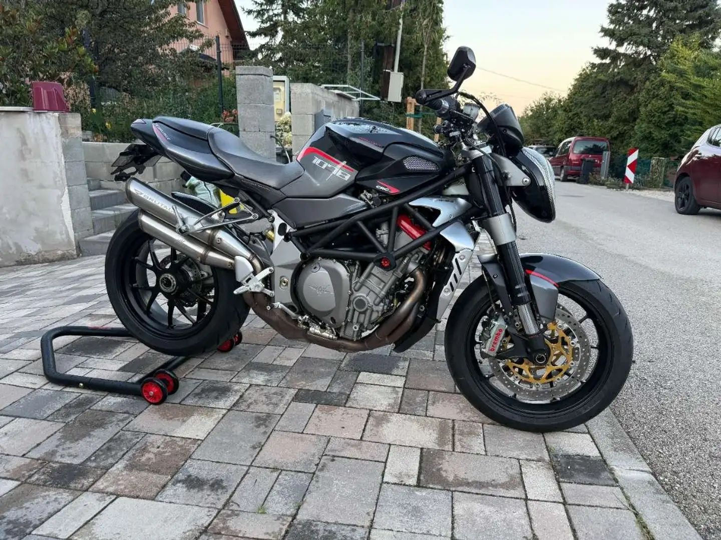 MV Agusta Brutale 1078 RR Fekete - 1