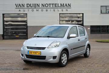2 1.0-12V Premium / Zuinig / 5 Deurs / N.A.P.
