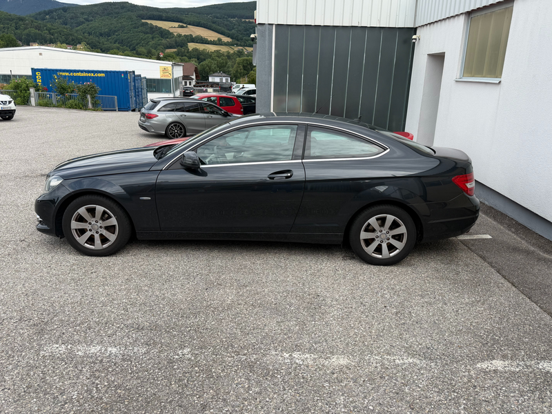 Mercedes-Benz C 180 C 180 CGI BlueEfficiency