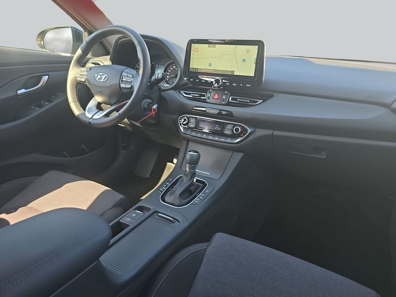 Hyundai i30 Kombi 1.0 T-GDI DCT Connect & Go**LED/Navi** — photo 15