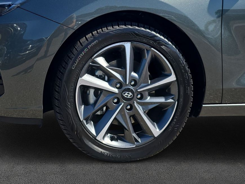 Hyundai i30 Kombi 1.0 T-GDI DCT Connect & Go**LED/Navi** — photo 7