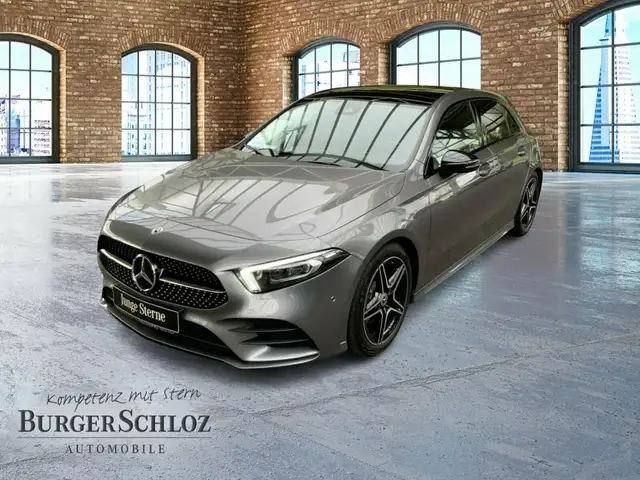 Mercedes-Benz A 180 AMG AHK AUT DynLicht Fernlichtass. Kam. LM