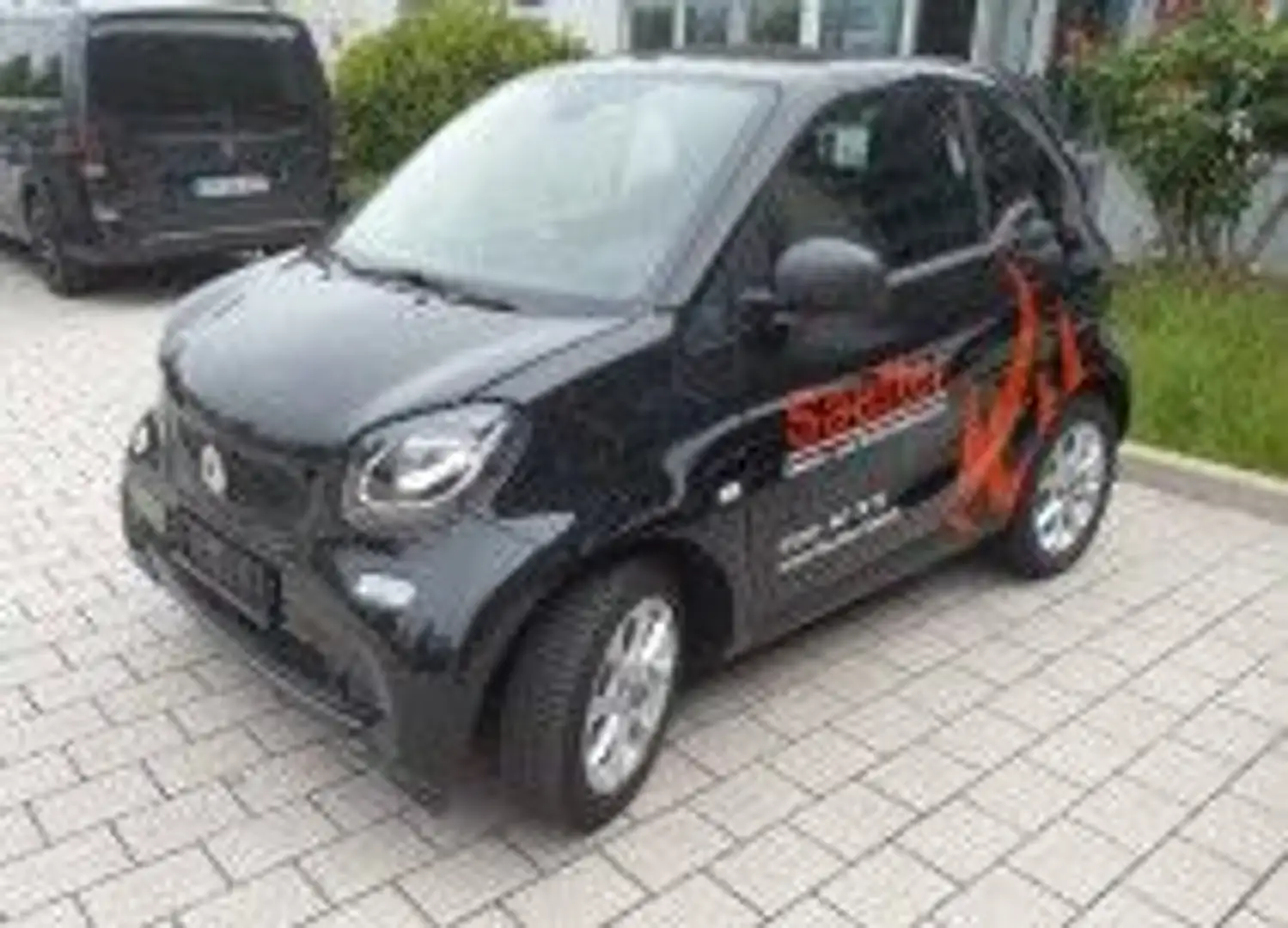 smart forTwo EQ Cabrio PASSION*NAVI*ALU*SITZH*DAB*TOP Schwarz - 1