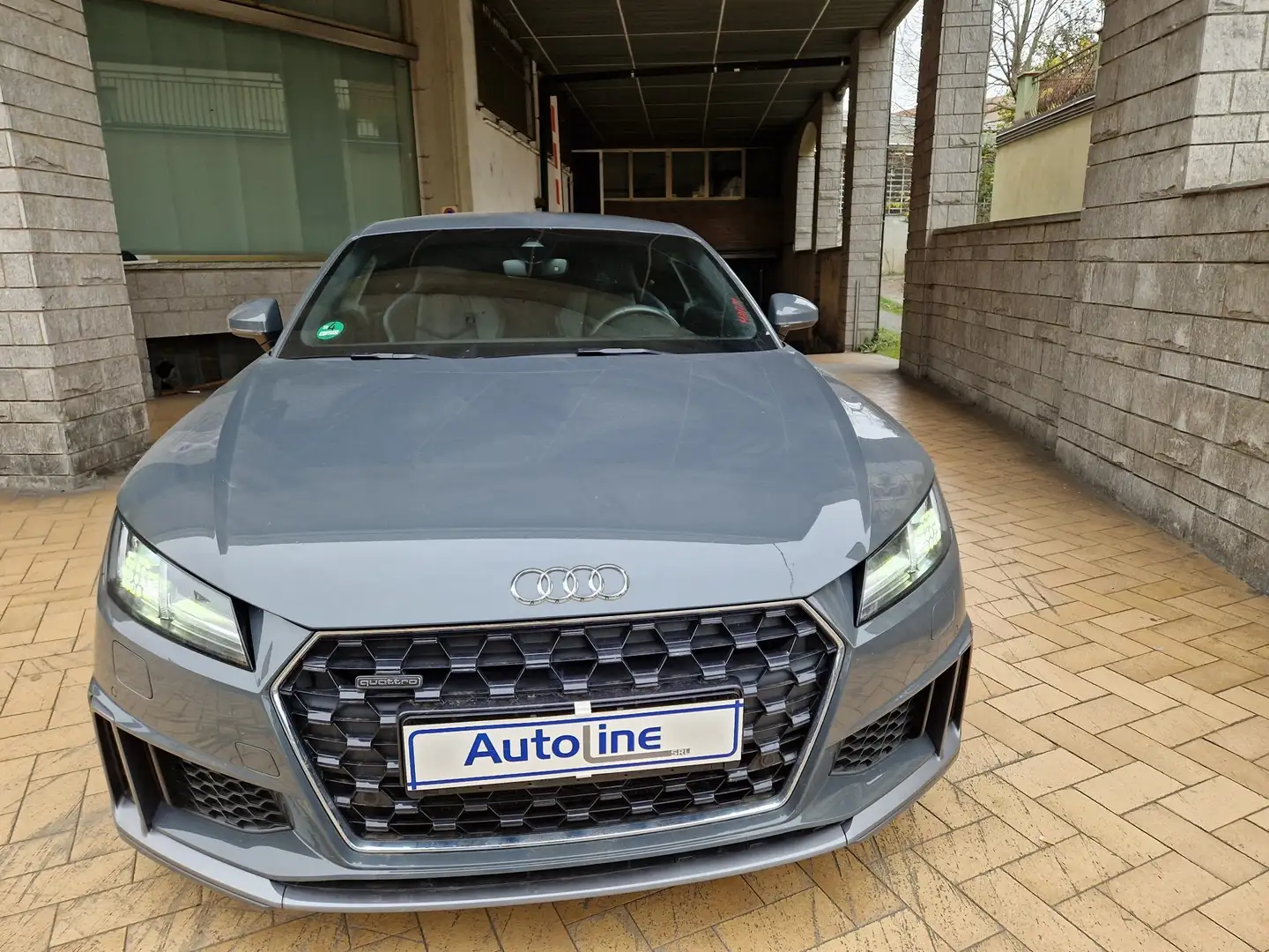 Audi TT Coupe 45 2.0 tfsi quattro s-tronic 245CV 3xS-LINE Grau - 1