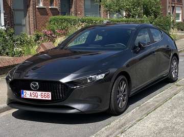 3 Sedan 2.0i e-Skyactiv-G Skydrive