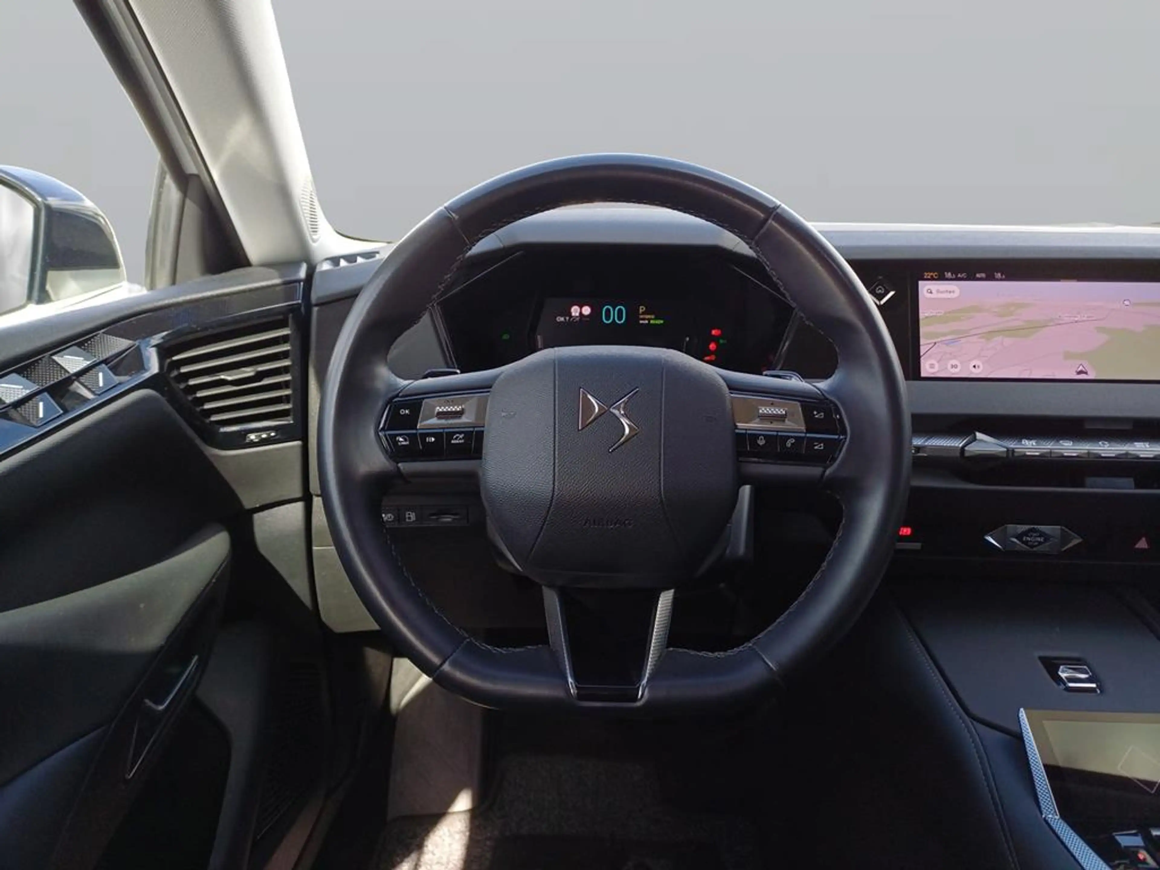 DS Automobiles DS 4 E-Tense Bastille — photo 13
