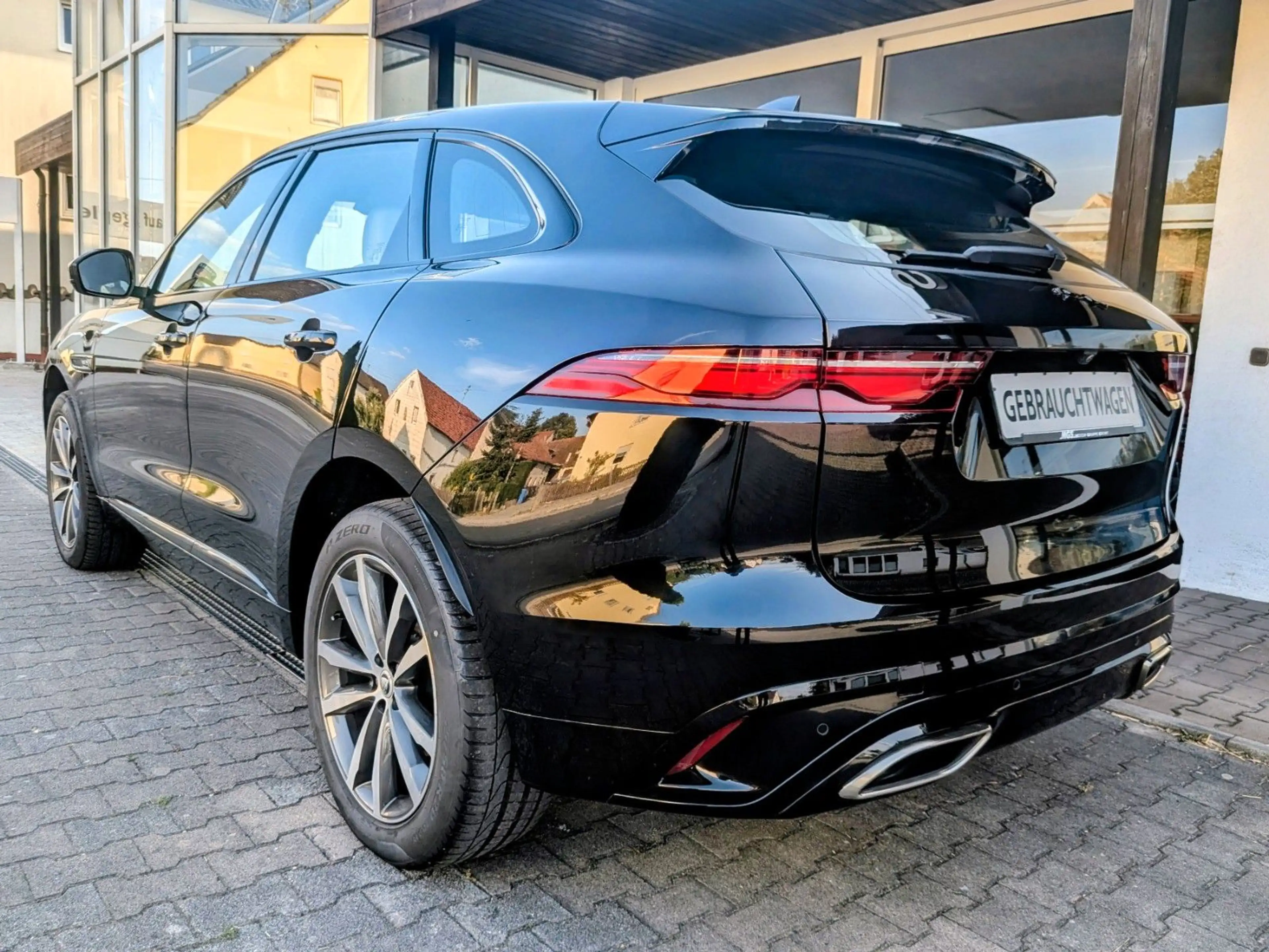 Jaguar F-Pace D300 R-DYNAMIC SE MY2024*Massage*Sitzlüft — photo 6