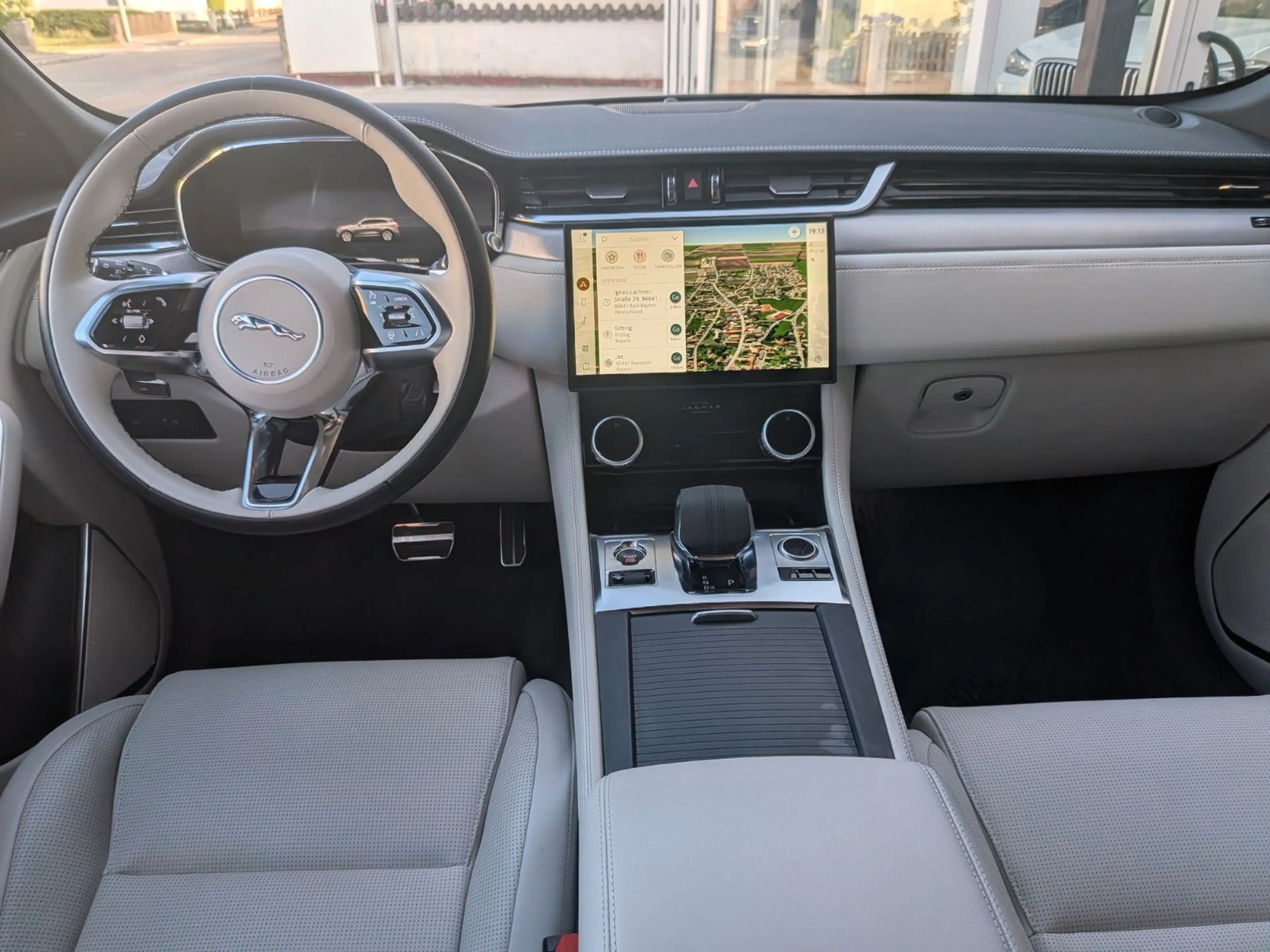 Jaguar F-Pace D300 R-DYNAMIC SE MY2024*Massage*Sitzlüft — photo 10