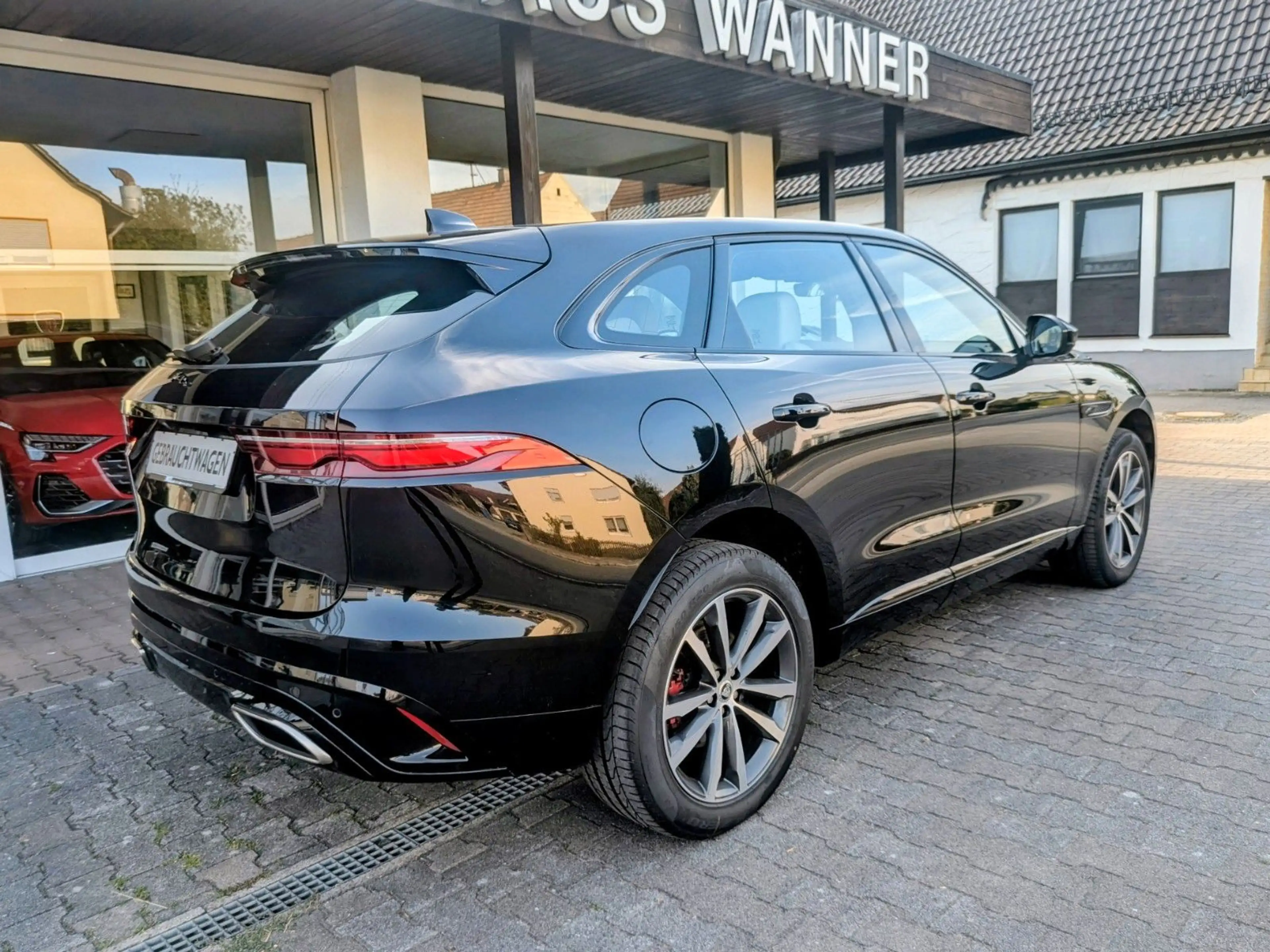 Jaguar F-Pace D300 R-DYNAMIC SE MY2024*Massage*Sitzlüft — photo 8