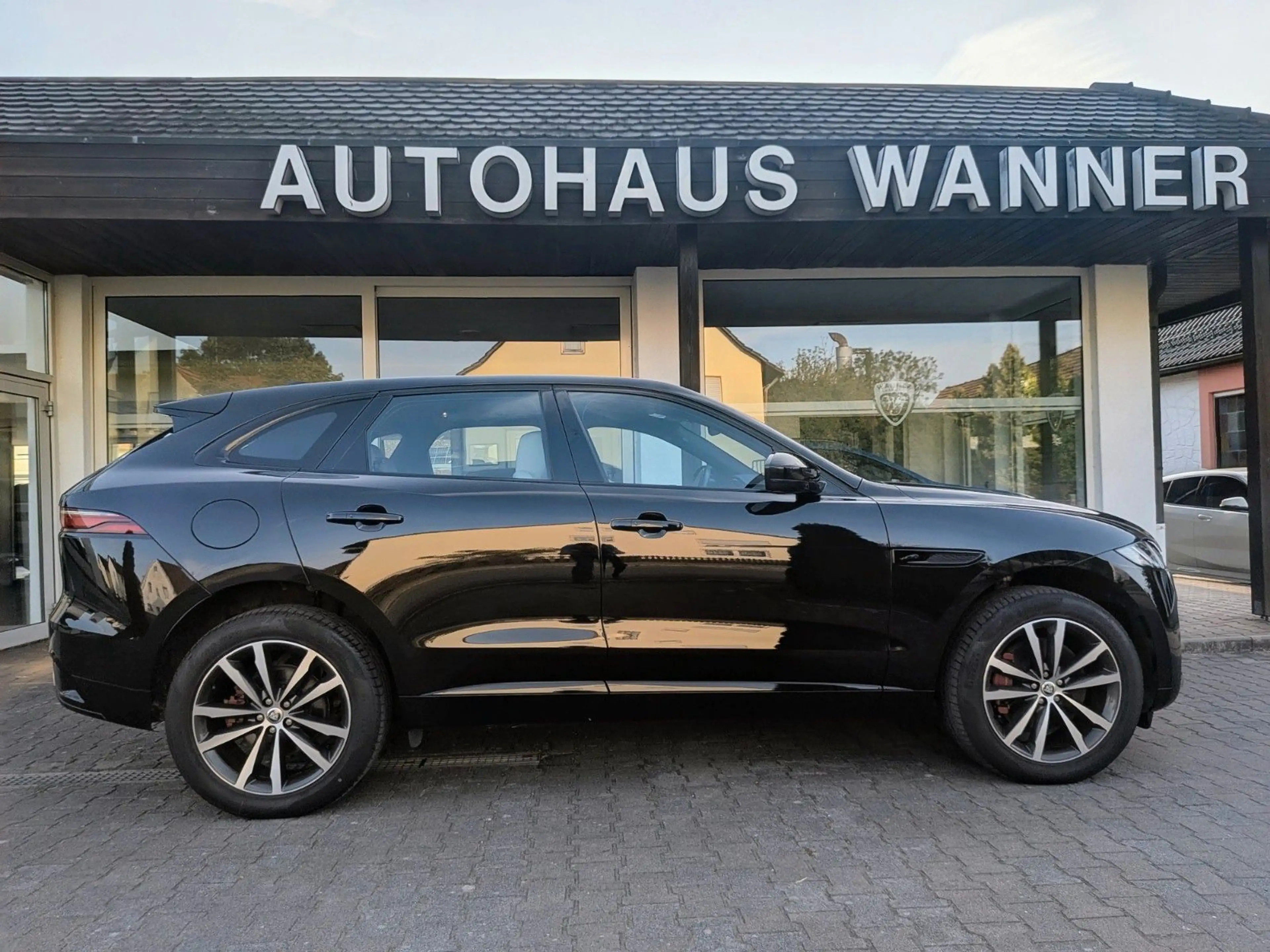 Jaguar F-Pace D300 R-DYNAMIC SE MY2024*Massage*Sitzlüft — photo 5