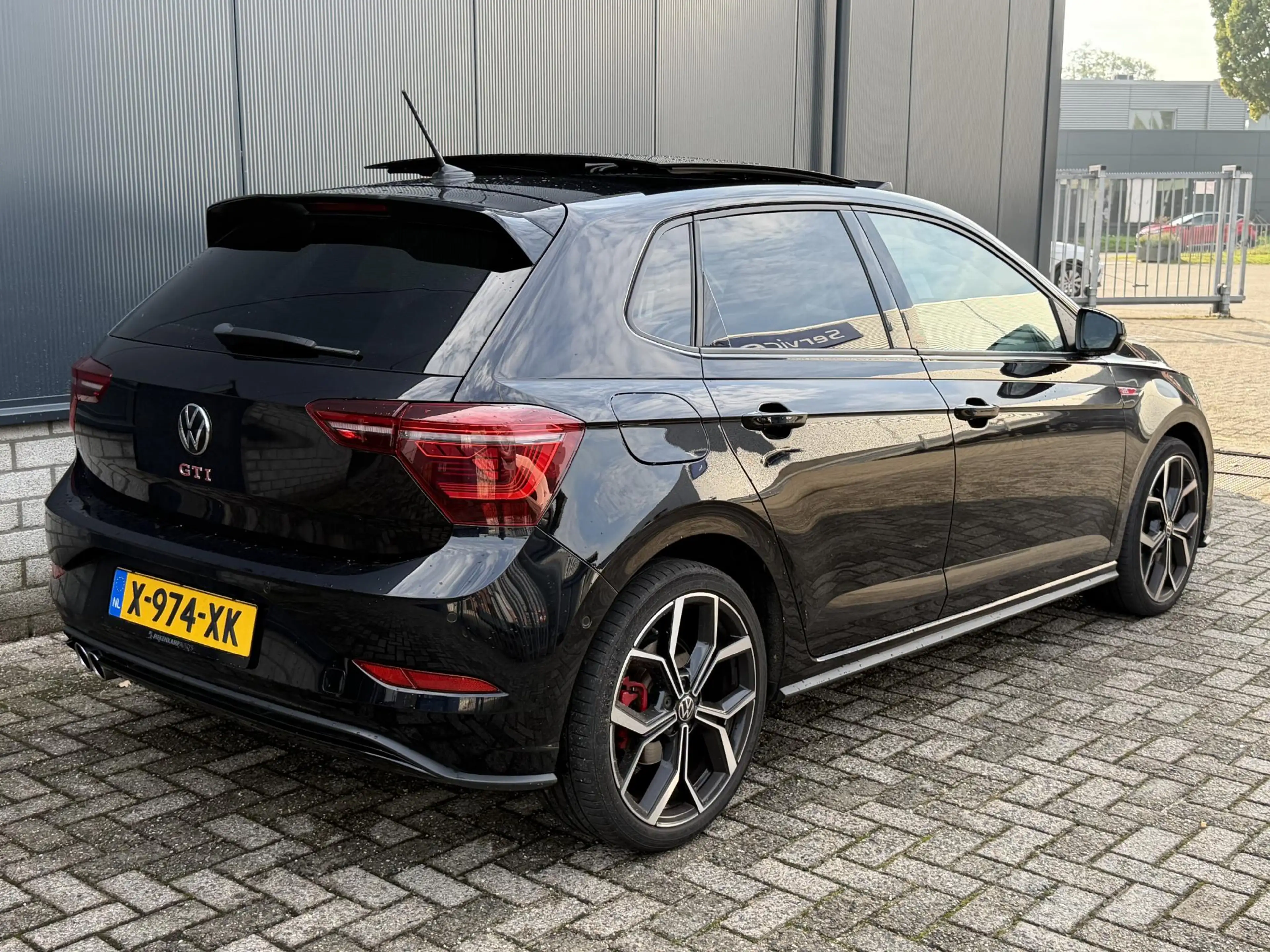 Volkswagen Polo GTI 2.0 TSI 18"/Panoramadak/Dodehoek/Stoelverwarming/D — photo 2